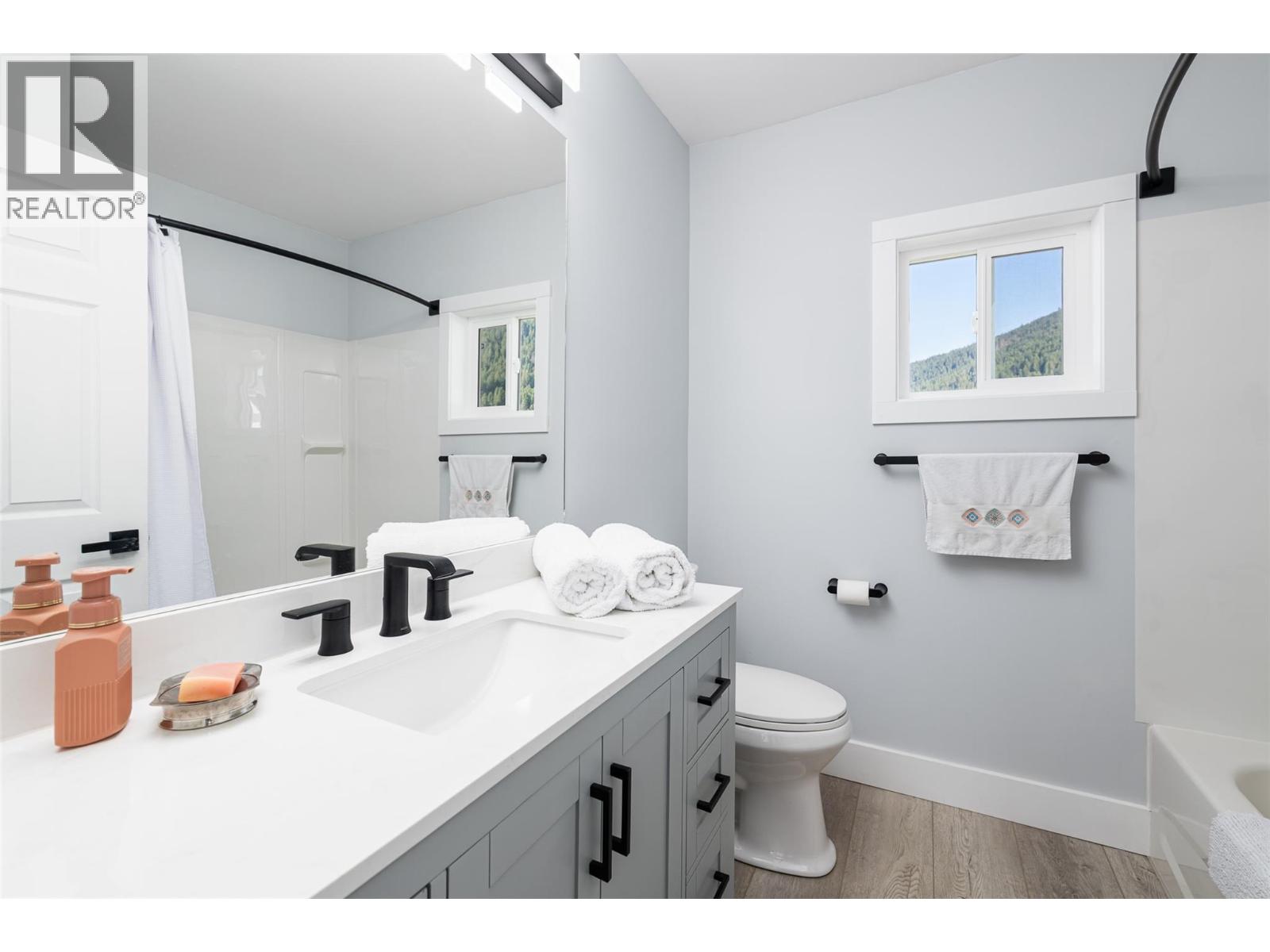 1504 Hillside Street, Creston, British Columbia V0B 1G0 - Photo 11 - 10363666