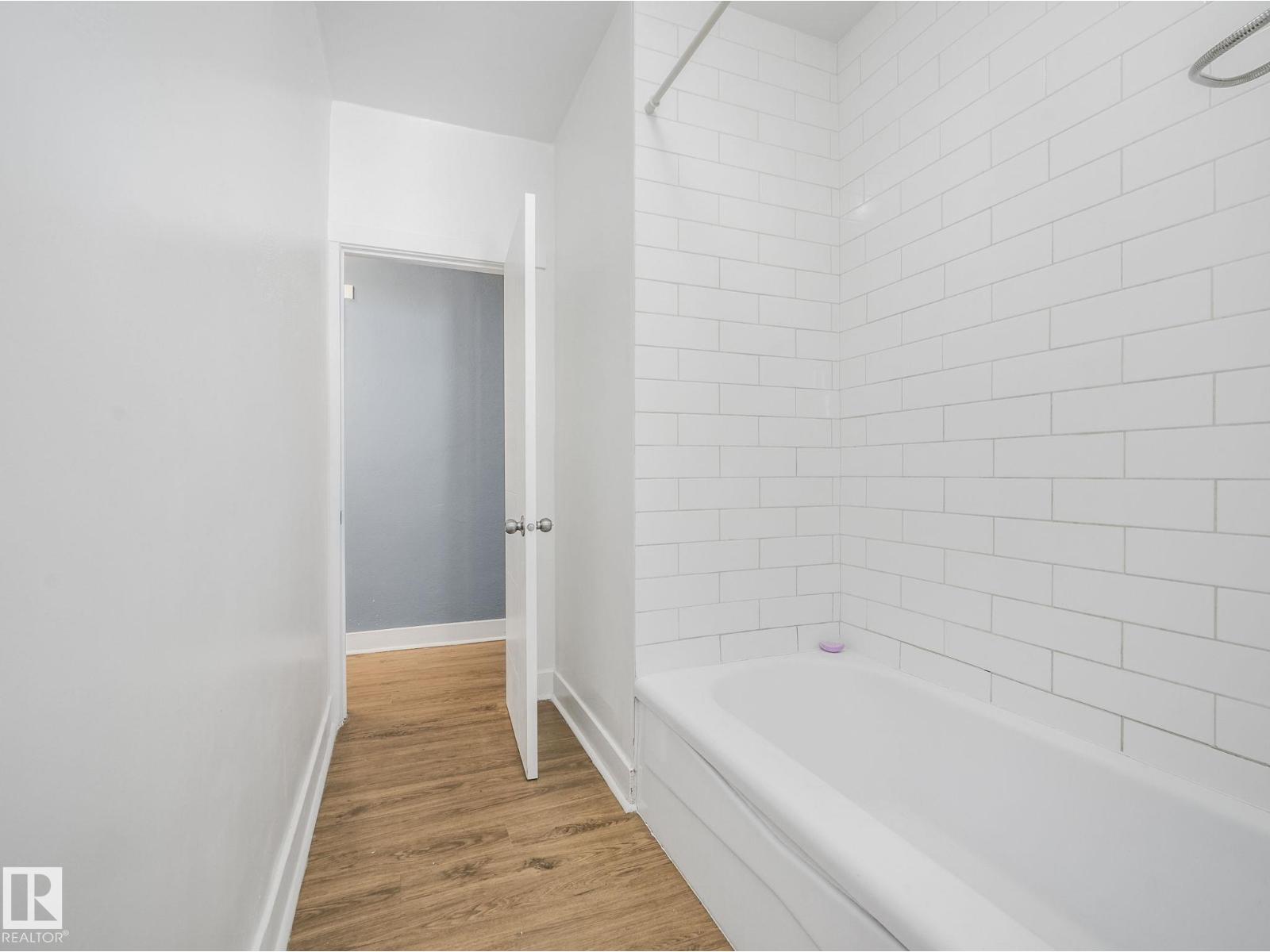 9638 106 Av Nw, Edmonton, Alberta  T5H 0N4 - Photo 20 - E4458953