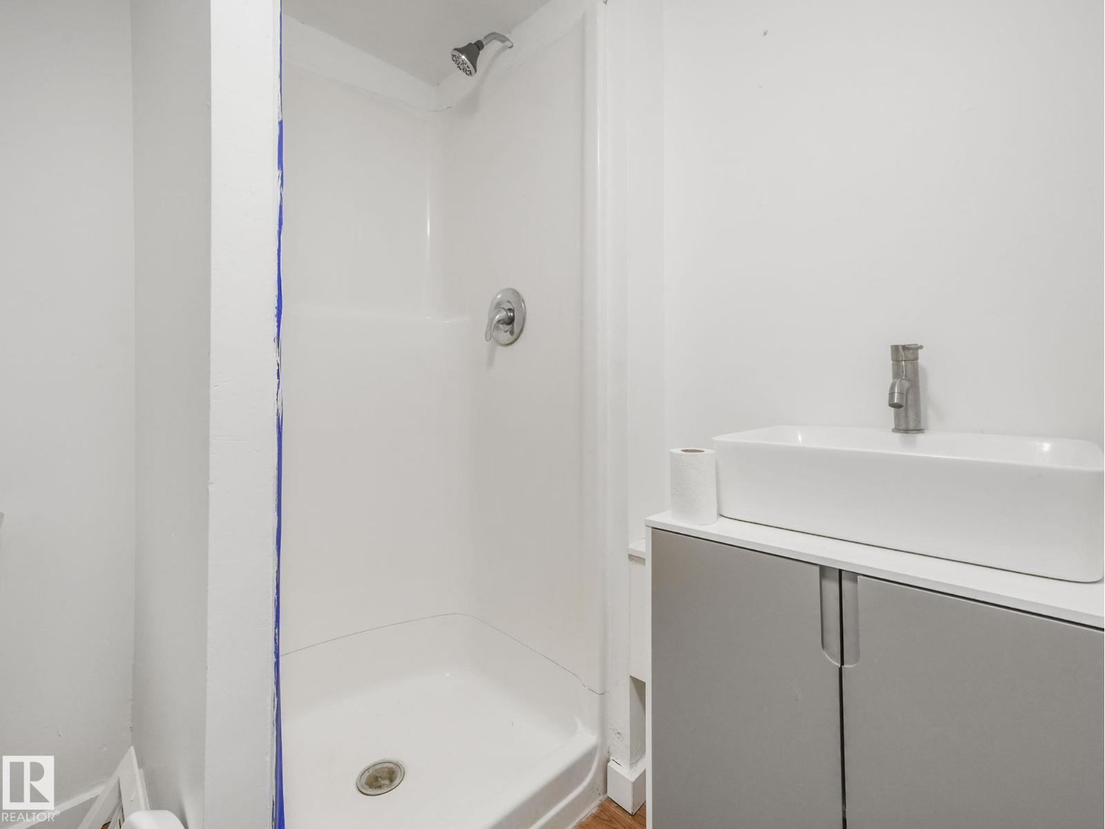 9638 106 Av Nw, Edmonton, Alberta  T5H 0N4 - Photo 35 - E4458953