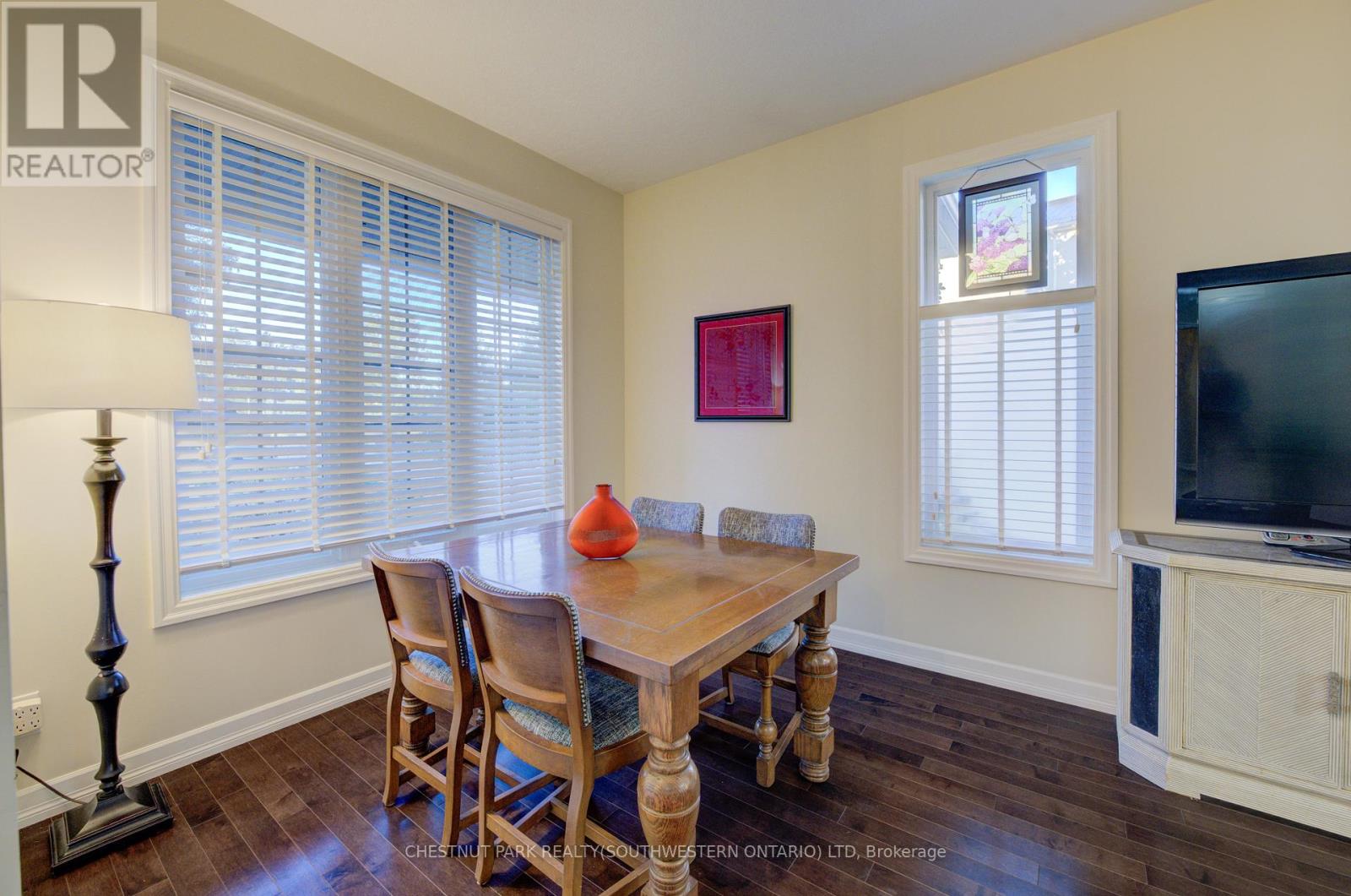 Property at 15 - 900 DOON VILLAGE ROAD image 3
