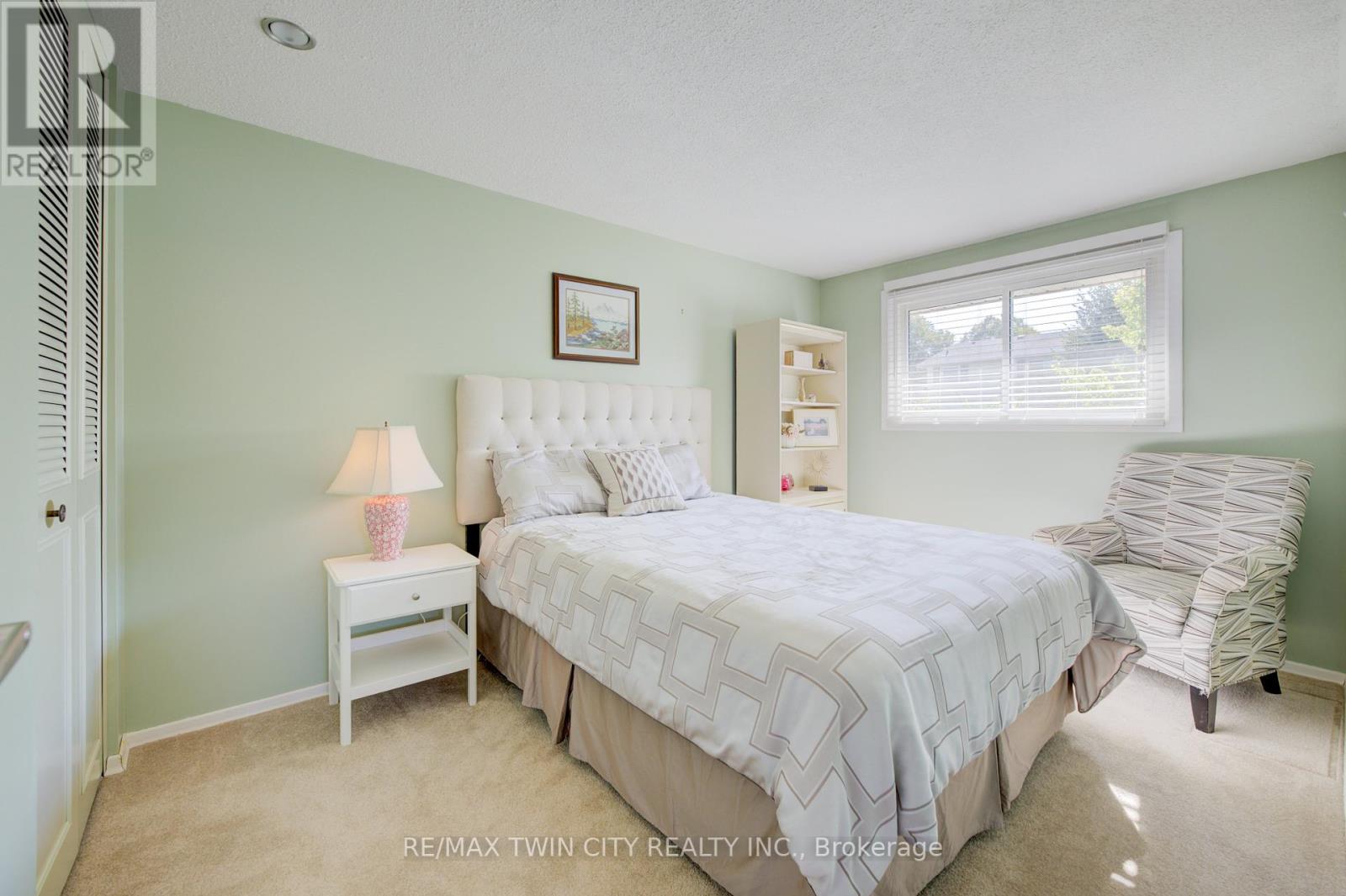 176 Morrison Road, Kitchener, Ontario  N2A 2T4 - Photo 15 - X12419623