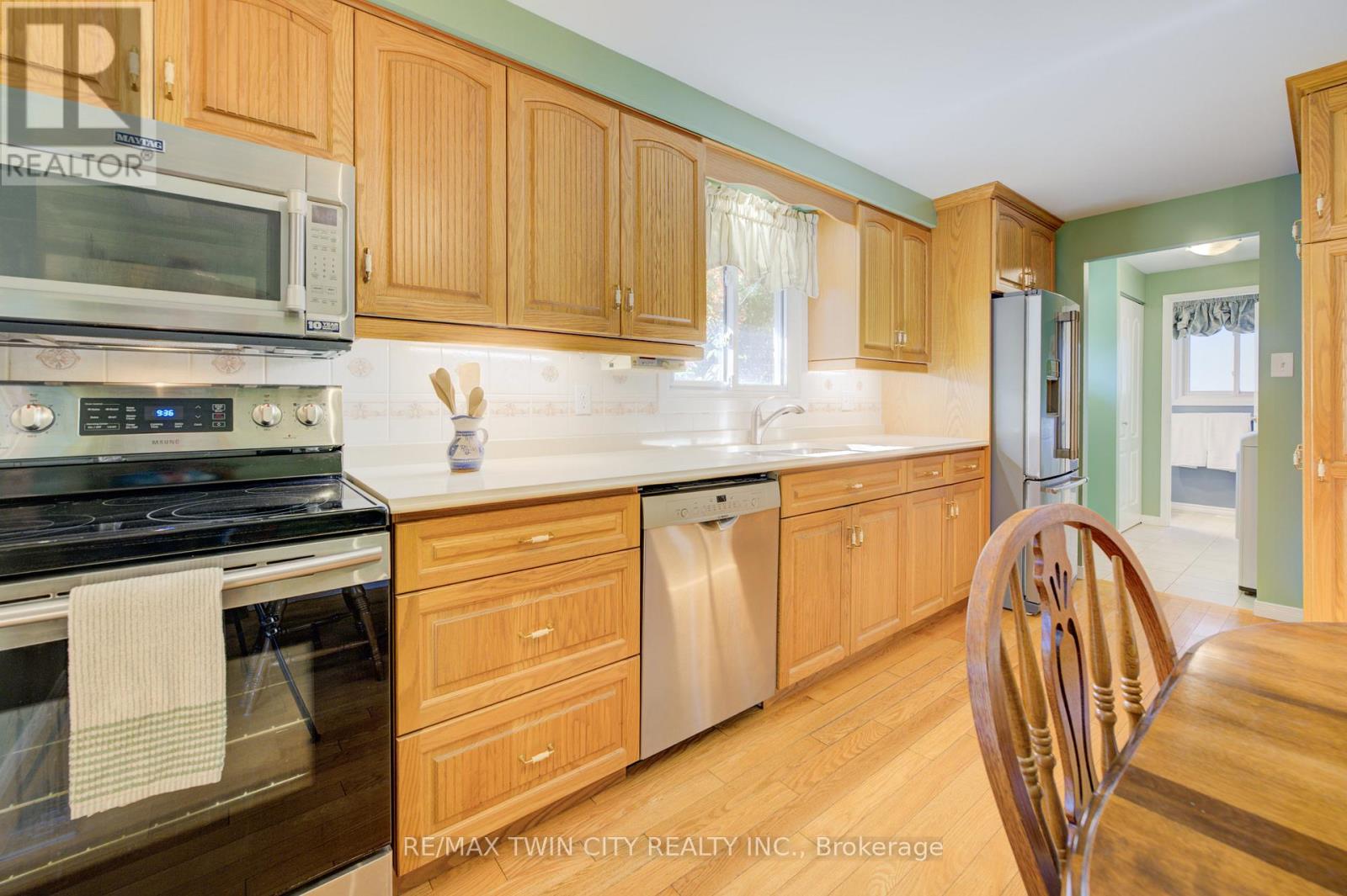 176 Morrison Road, Kitchener, Ontario  N2A 2T4 - Photo 8 - X12419623