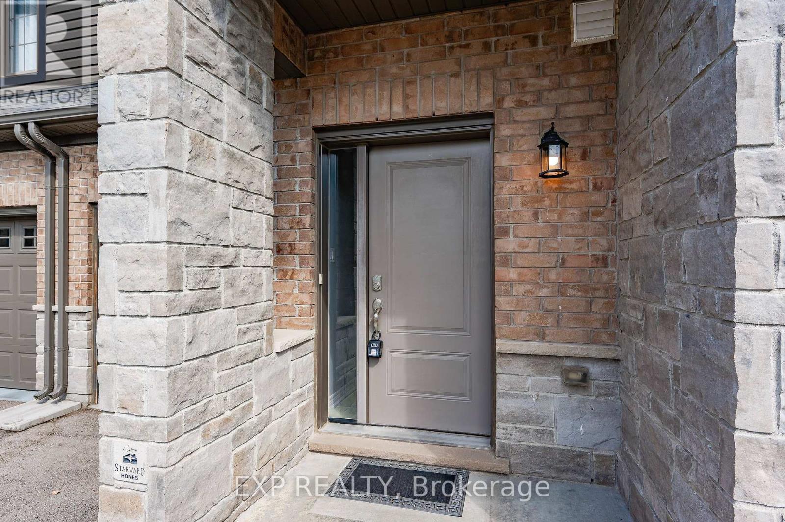 18 - 377 Glancaster Road, Hamilton, Ontario  L9G 0G4 - Photo 2 - X12416762