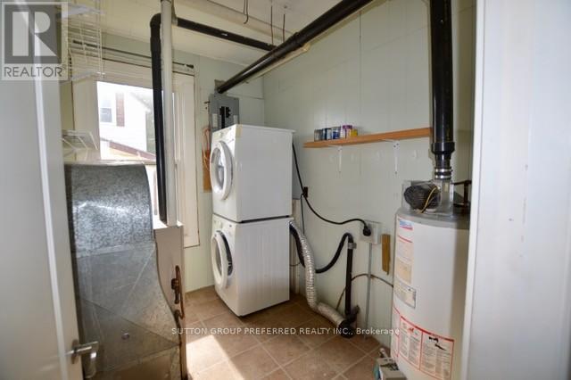 254 King Street, Southwest Middlesex, Ontario  N0L 1J0 - Photo 17 - X12291659