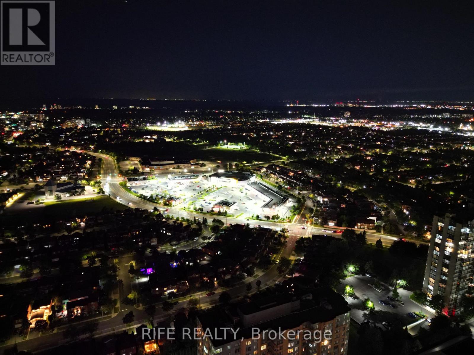 Gph10 - 3880 Duke Of York Boulevard, Mississauga, Ontario  L5B 4M7 - Photo 37 - W12109367
