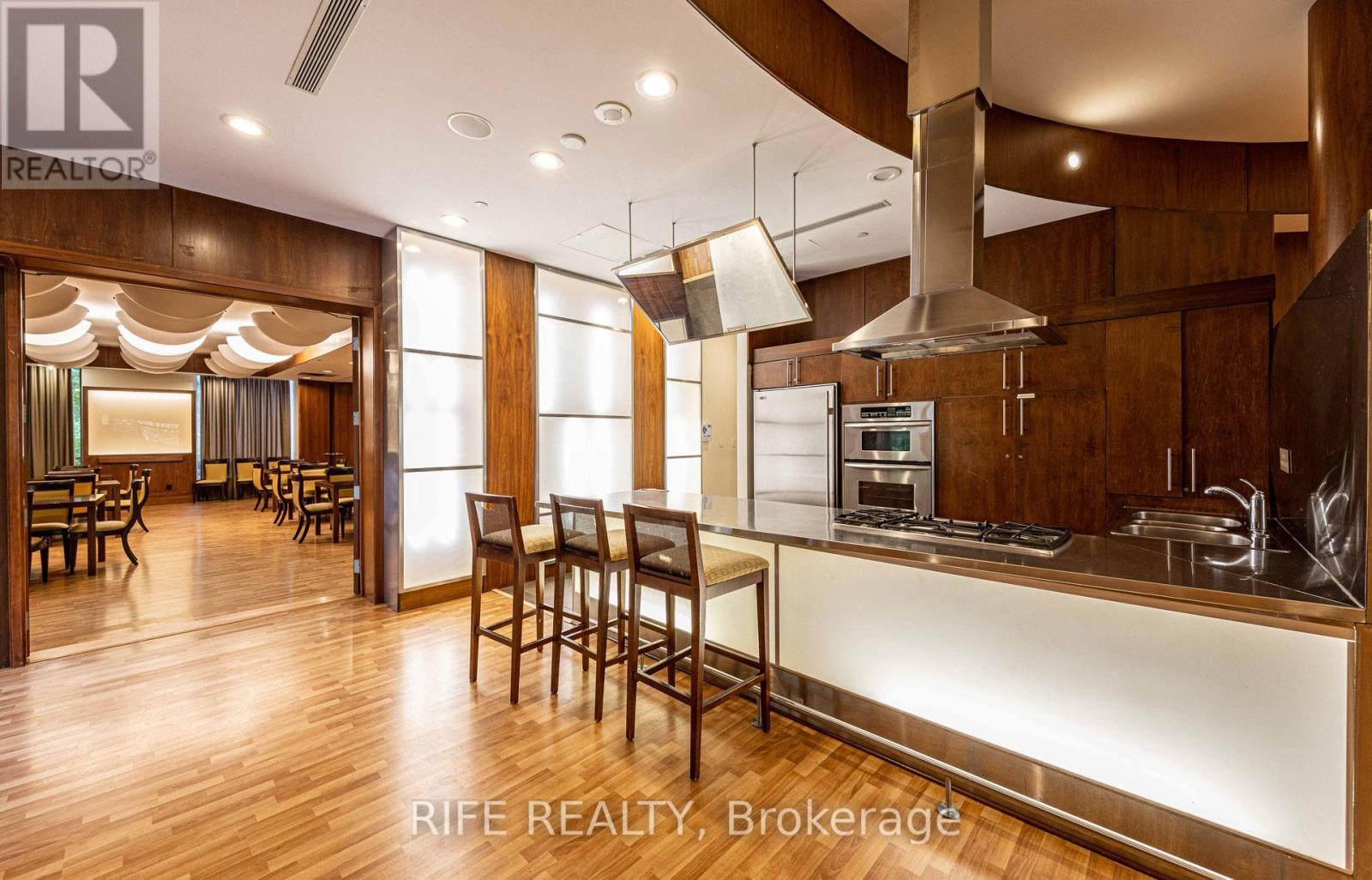Gph10 - 3880 Duke Of York Boulevard, Mississauga, Ontario  L5B 4M7 - Photo 29 - W12109367