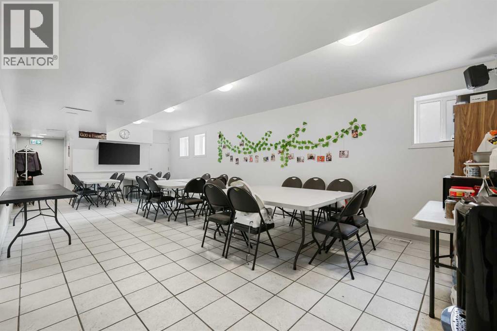 232 8a Street Ne, Calgary, Alberta  T2E 4J1 - Photo 23 - A2189062
