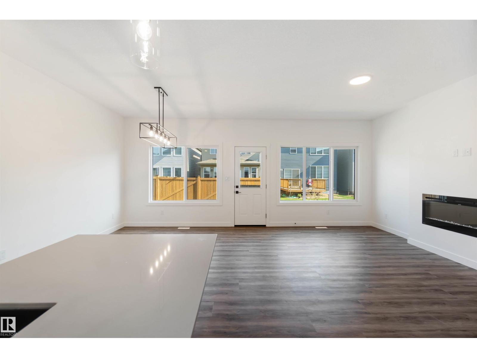 2431 194 St Nw, Edmonton, Alberta  T6M 1P5 - Photo 4 - E4443547