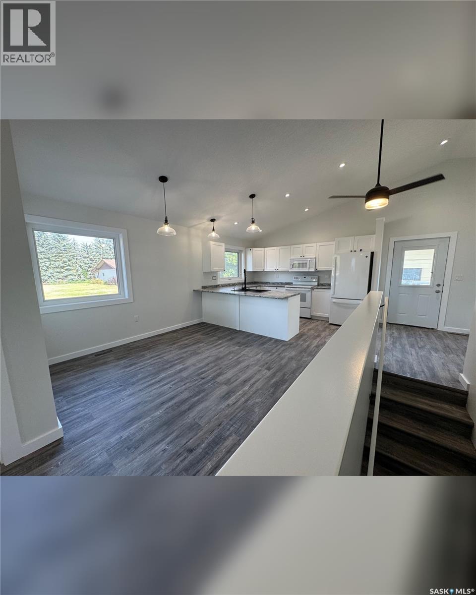 109 Ash Street, Wolseley, Saskatchewan  S0G 5H0 - Photo 3 - SK019032