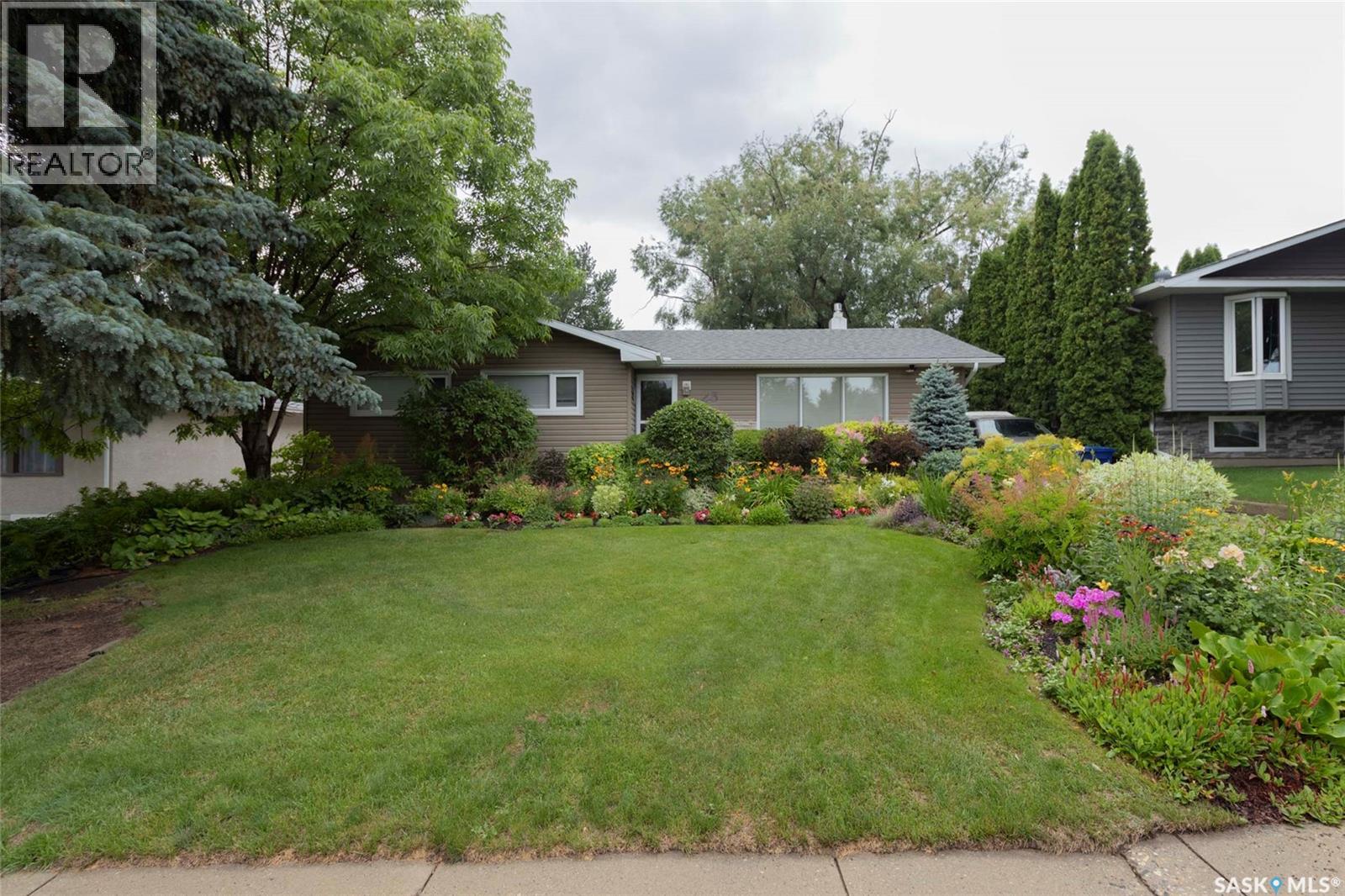 23 Baldwin Crescent, Saskatoon, Saskatchewan  S7H 3M5 - Photo 1 - SK018894