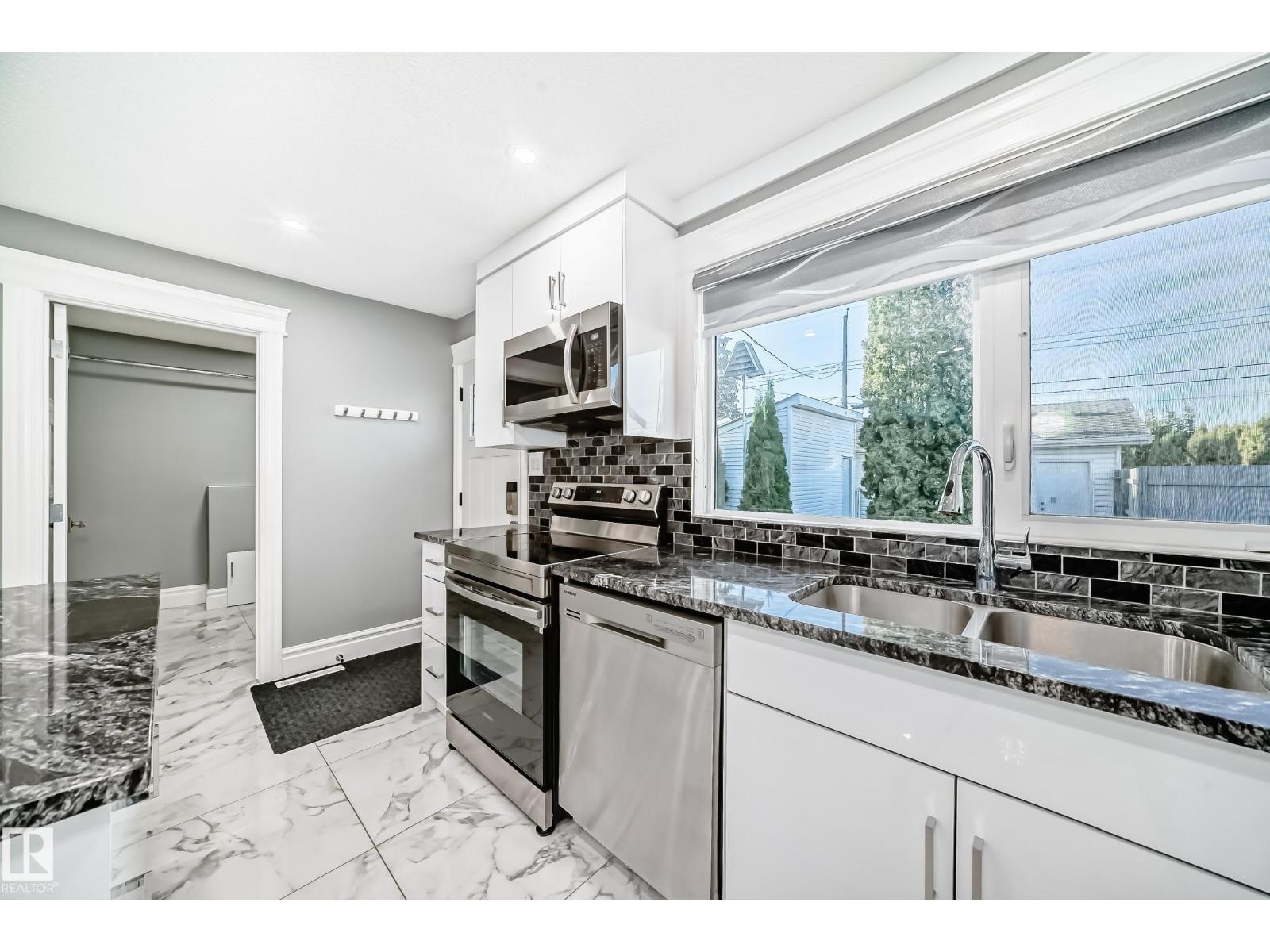 8811 130a Av Nw, Edmonton, Alberta  T5E 0V7 - Photo 10 - E4458959