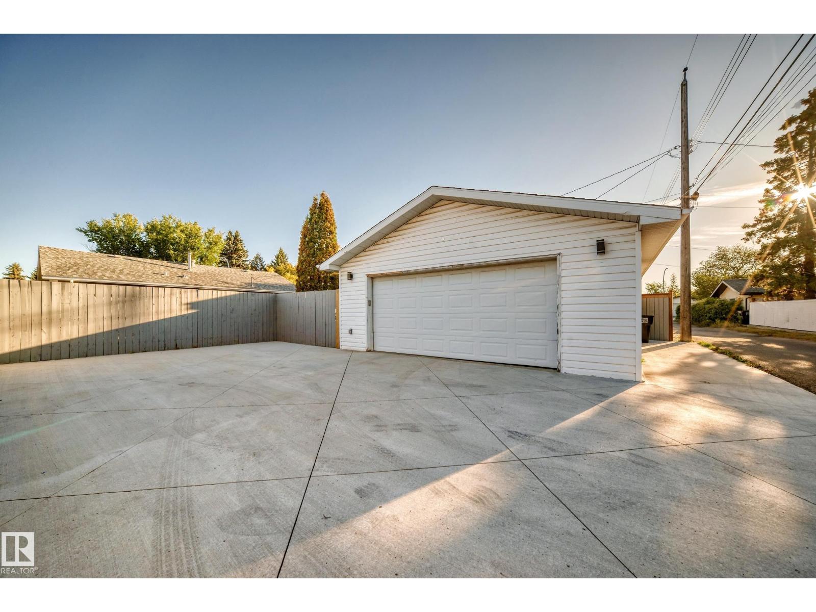 8811 130a Av Nw, Edmonton, Alberta  T5E 0V7 - Photo 41 - E4458959