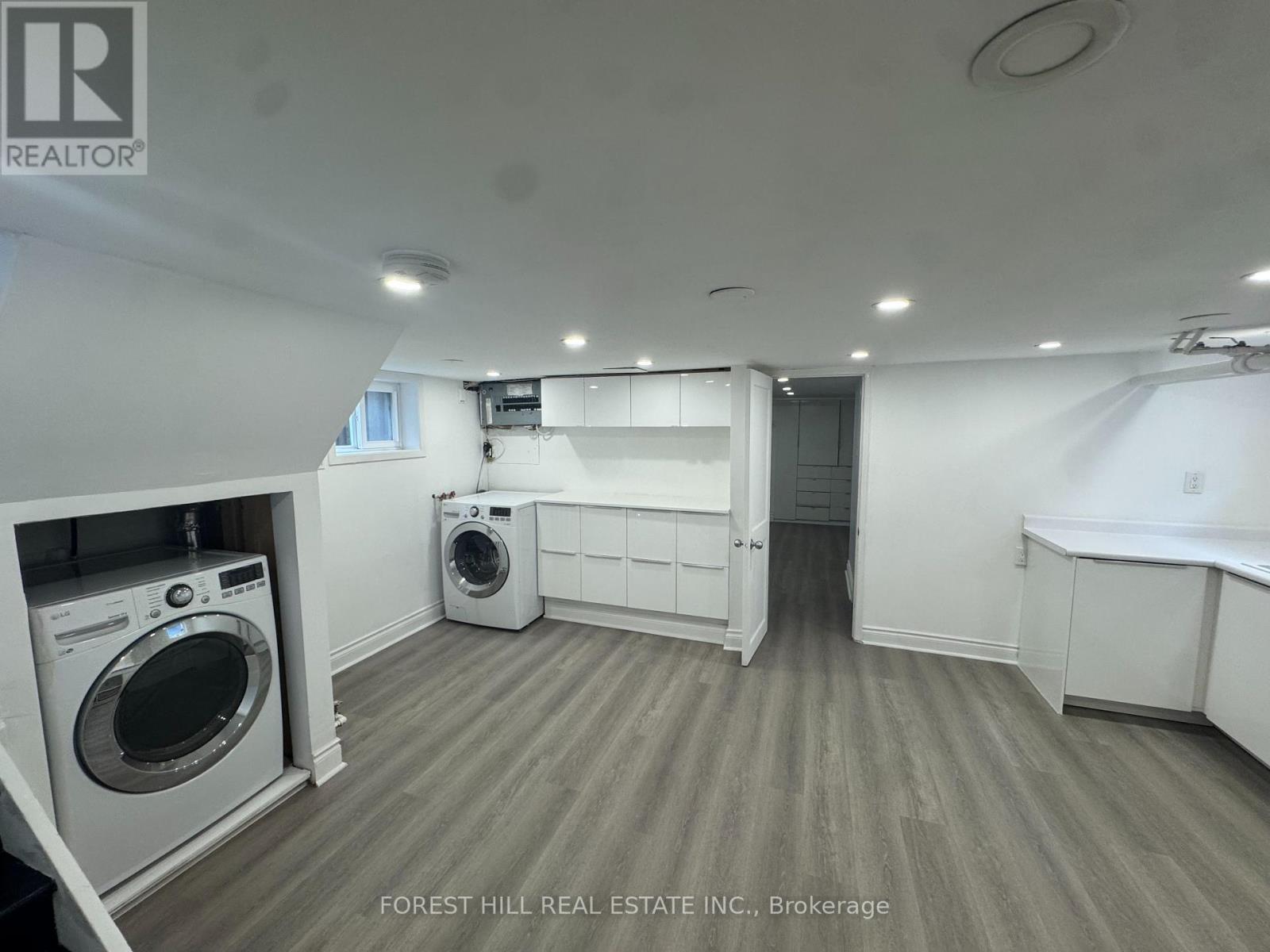 194 Roe Avenue, Toronto, Ontario  M5M 2J2 - Photo 7 - C12419692