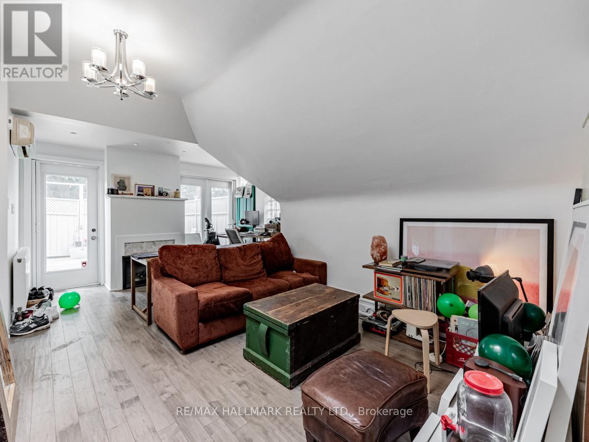 50 Rose Avenue, Toronto, Ontario  M4X 1N9 - Photo 16 - C12419723