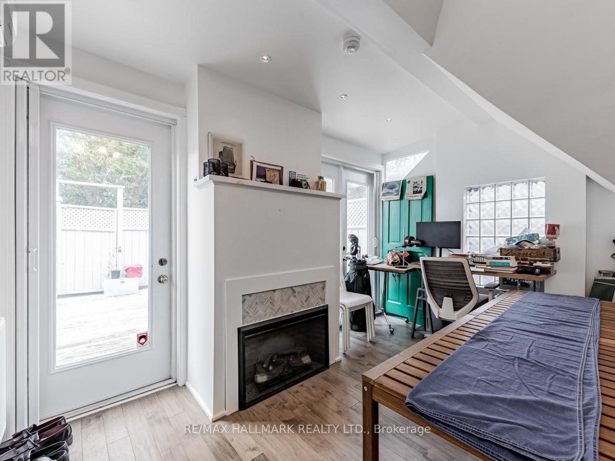 50 Rose Avenue, Toronto, Ontario  M4X 1N9 - Photo 22 - C12419723
