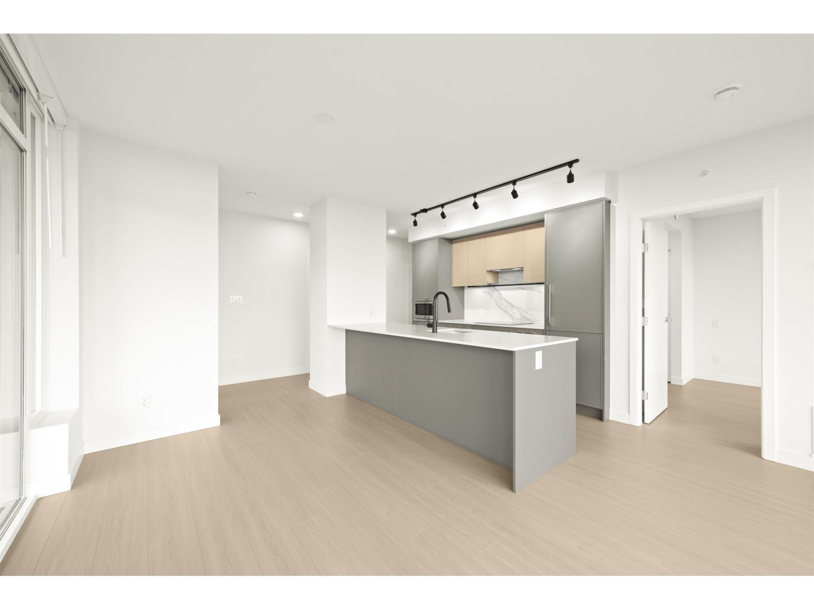 4106 13745 George Junction, Surrey, British Columbia  V3T 4Y3 - Photo 10 - R3050613