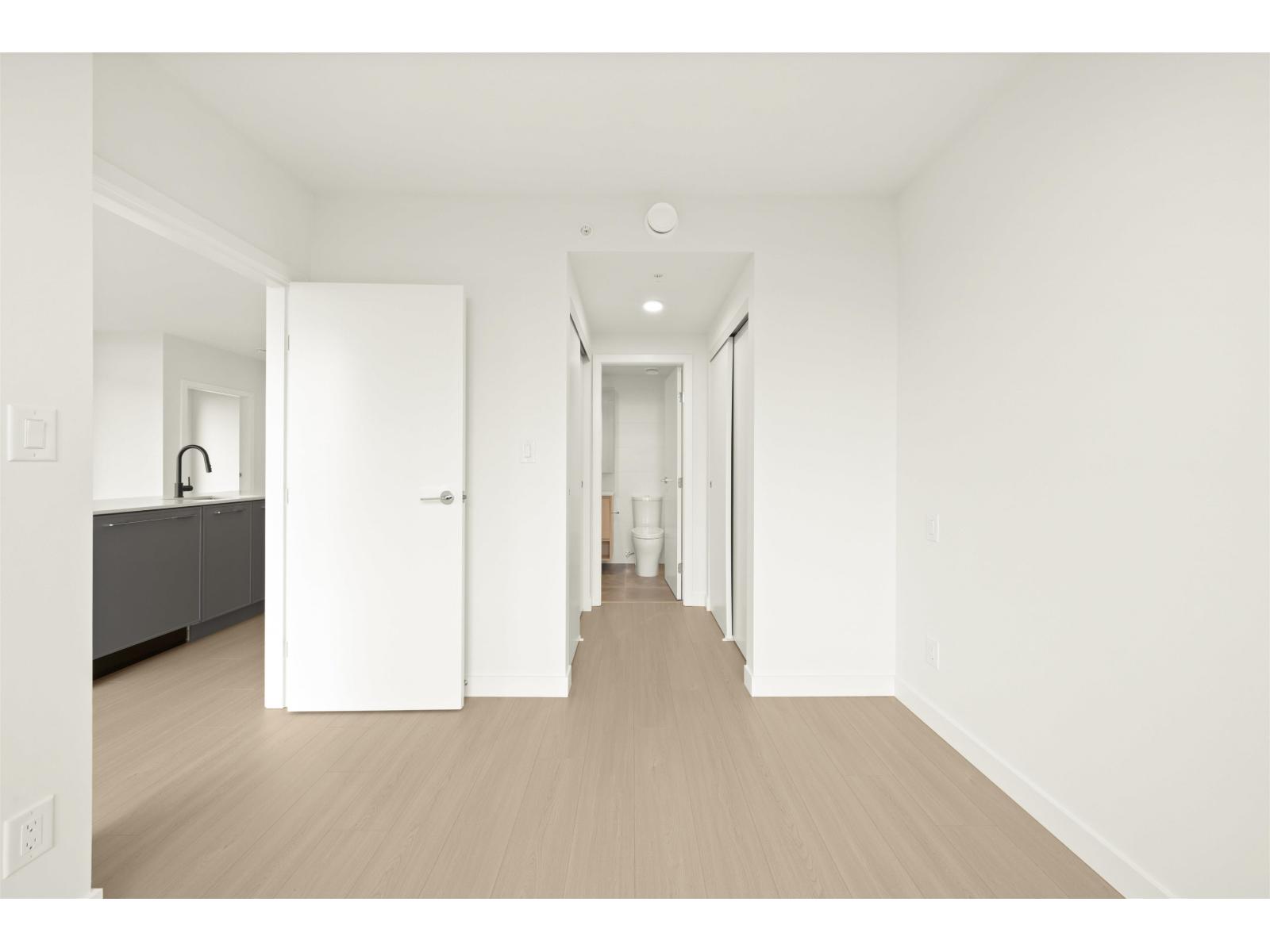 4106 13745 George Junction, Surrey, British Columbia  V3T 4Y3 - Photo 17 - R3050613