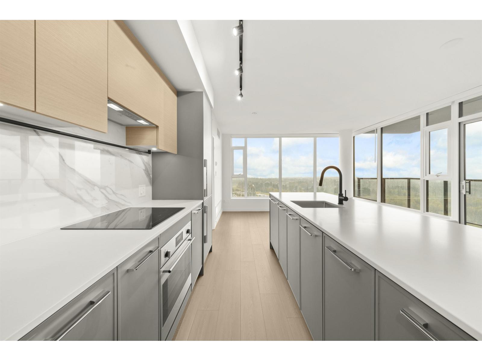 4106 13745 George Junction, Surrey, British Columbia  V3T 4Y3 - Photo 12 - R3050613
