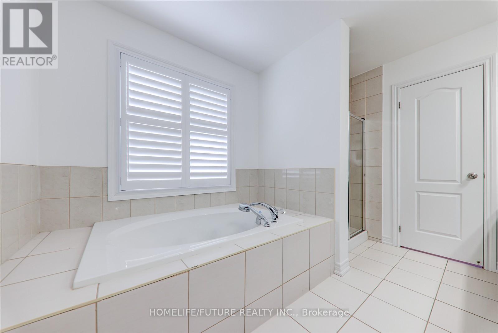 105 Blackwell Crescent, Oshawa, Ontario  L1L 0C8 - Photo 22 - E12419676