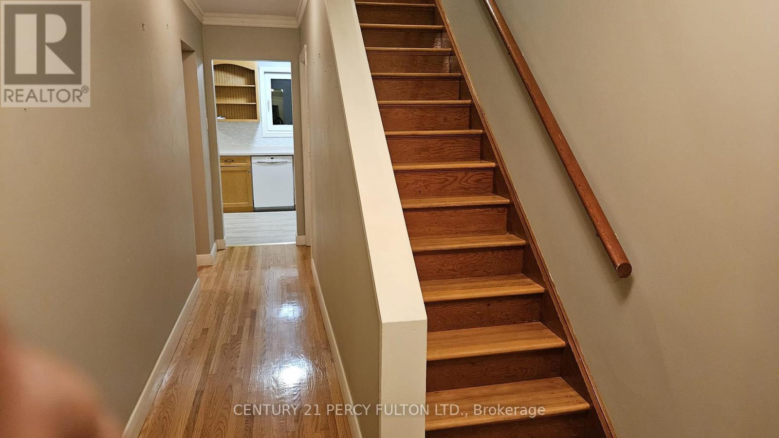 648 Minto Street W, Oshawa, Ontario  L1G 5K5 - Photo 2 - E12419774