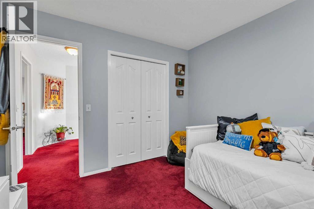 109 Royal Crest Terrace Nw, Calgary, Alberta  T3G 4M2 - Photo 33 - A2258958