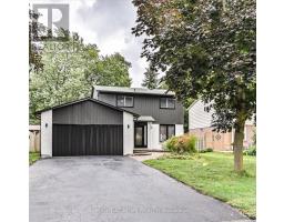 385 BORDEN AVENUE, Newmarket, Ontario