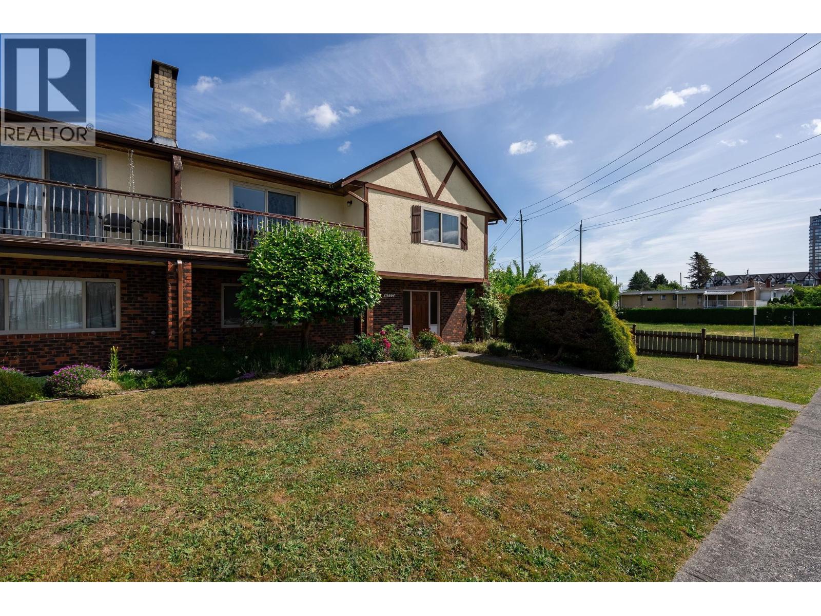 6775-6777 Balmoral Street, Burnaby, British Columbia  V5E 1J2 - Photo 12 - R3050659