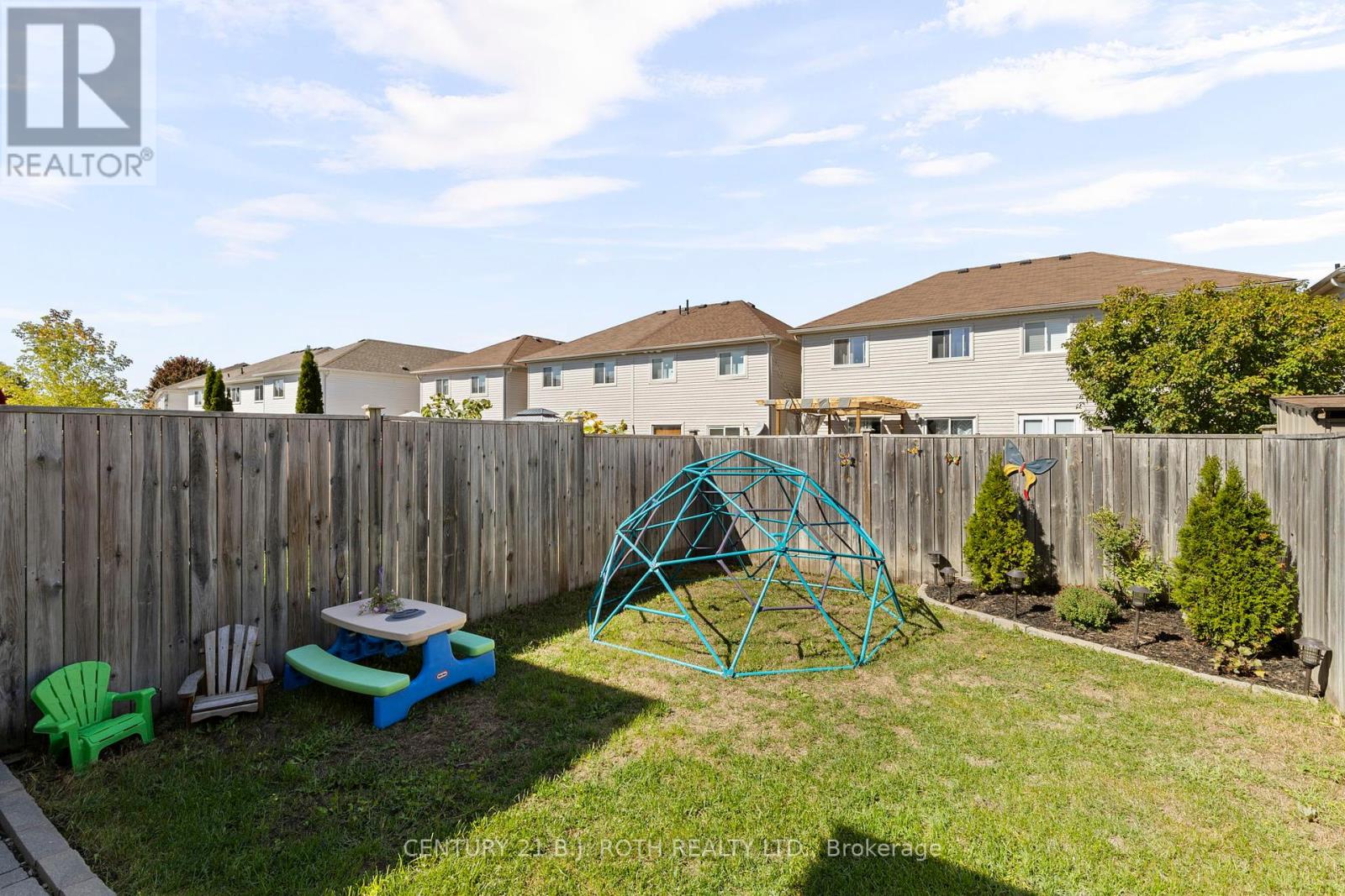 181 Banting Crescent, Essa, Ontario  L0M 1B6 - Photo 32 - N12419667