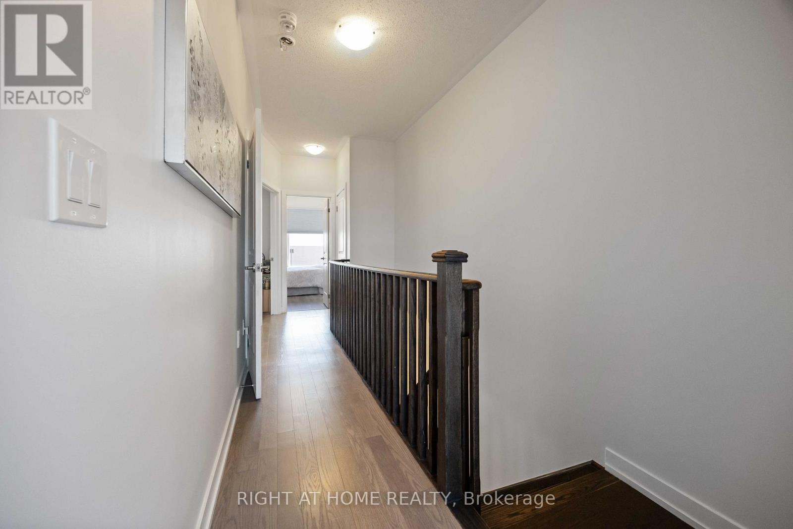 50 Troon Avenue, Vaughan (Maple), Ontario  L6A 4Z2 - Photo 17 - N12419677