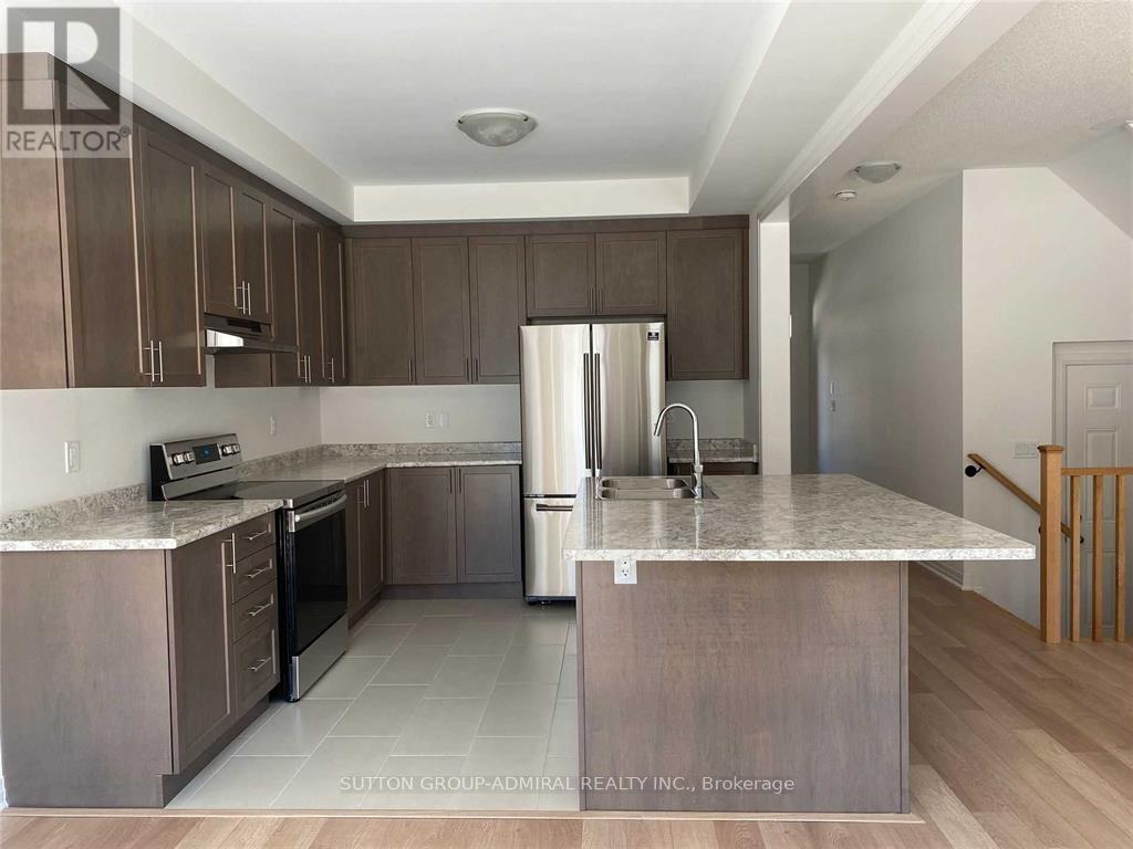 118 Casserley Crescent, New Tecumseth, Ontario  L0G 1W0 - Photo 3 - N12419758
