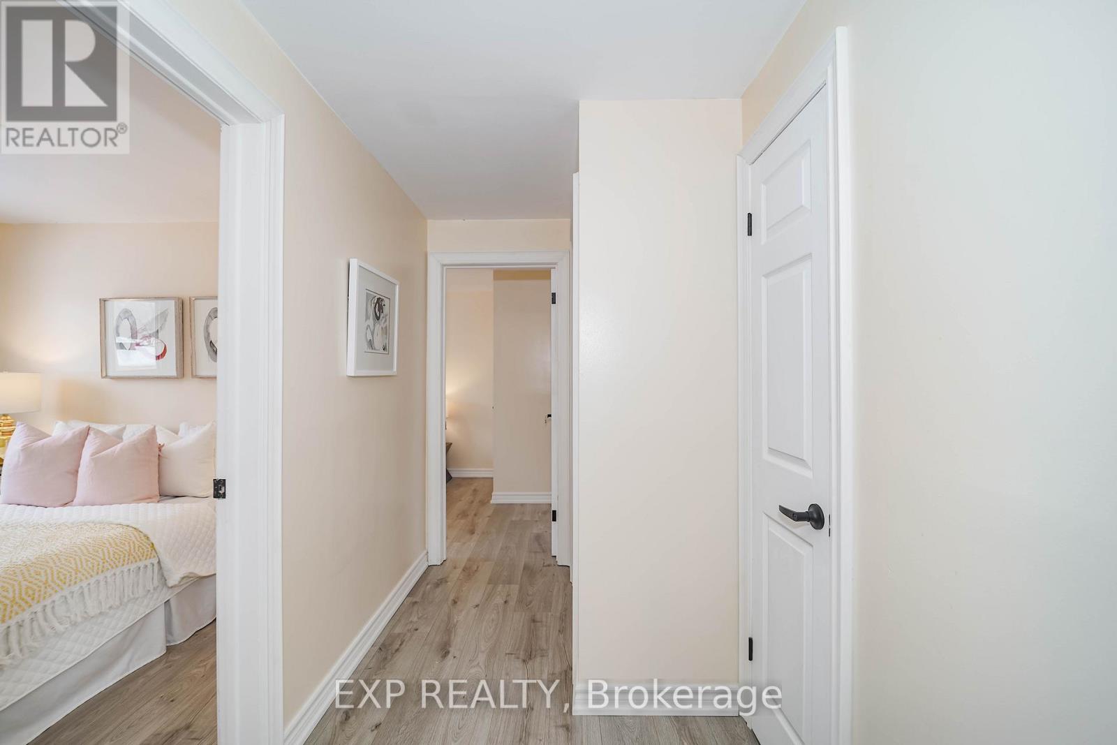 22 Jones Court, Aurora, Ontario  L4G 2B8 - Photo 12 - N12419776