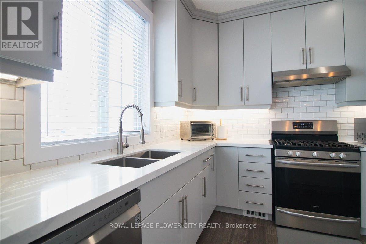 58 Sleepy Meadow Drive, Chatham-Kent, Ontario  N0P 1A0 - Photo 8 - X12416435