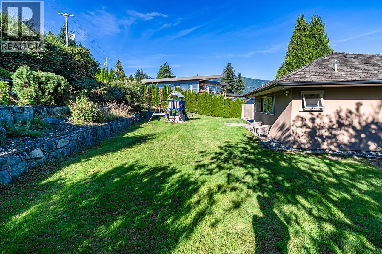 715 King Georges Way, West Vancouver, British Columbia  V7S 1S2 - Photo 40 - R3050668