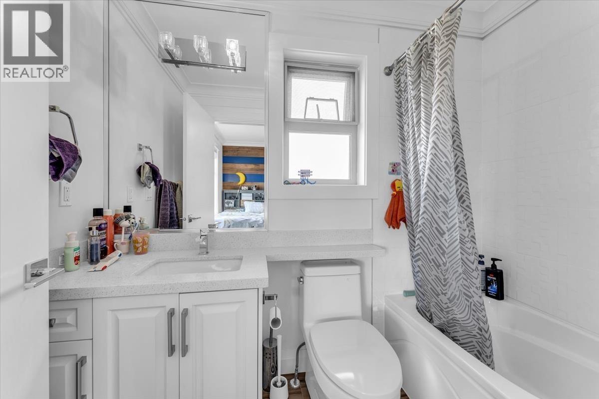 2268 Latimer Avenue, Coquitlam, British Columbia  V3K 3J5 - Photo 17 - R3050699