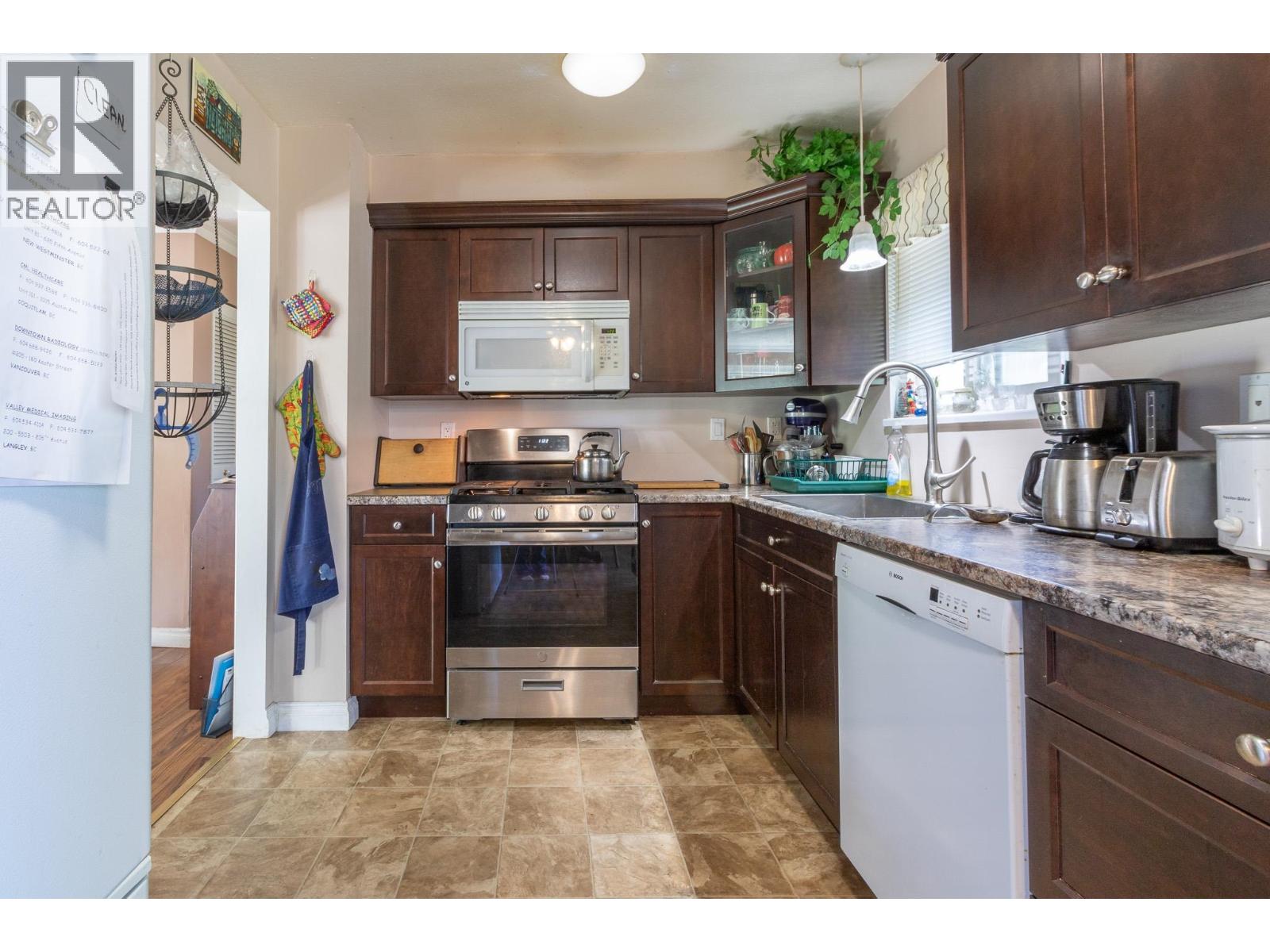 11819 230 Street, Maple Ridge, British Columbia  V2X 6R3 - Photo 5 - R3050723
