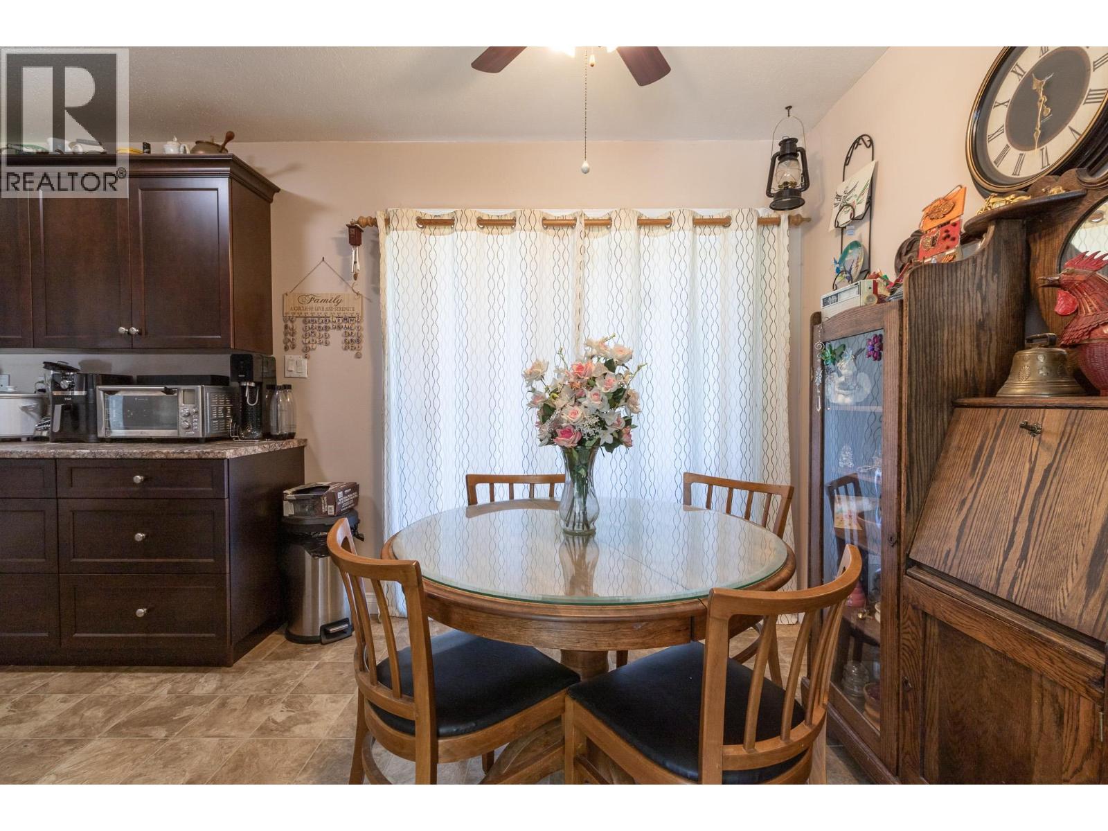 11819 230 Street, Maple Ridge, British Columbia  V2X 6R3 - Photo 6 - R3050723