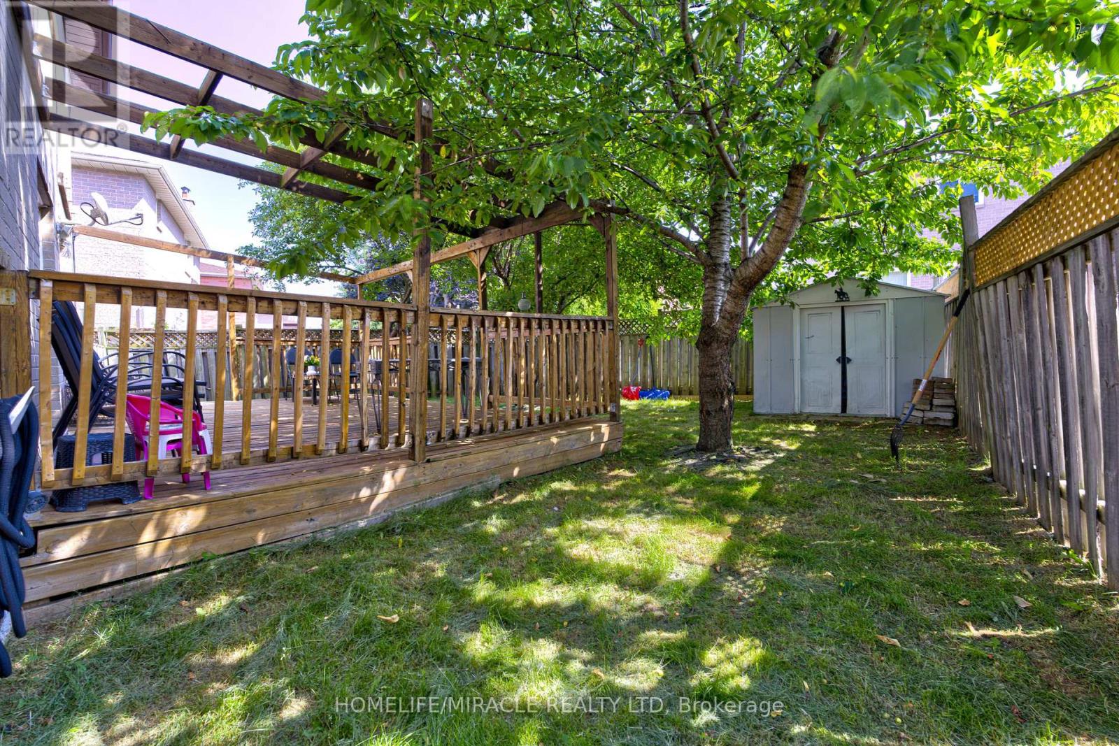 55 Castlehill Road, Brampton, Ontario  L6X 4C9 - Photo 30 - W12419672