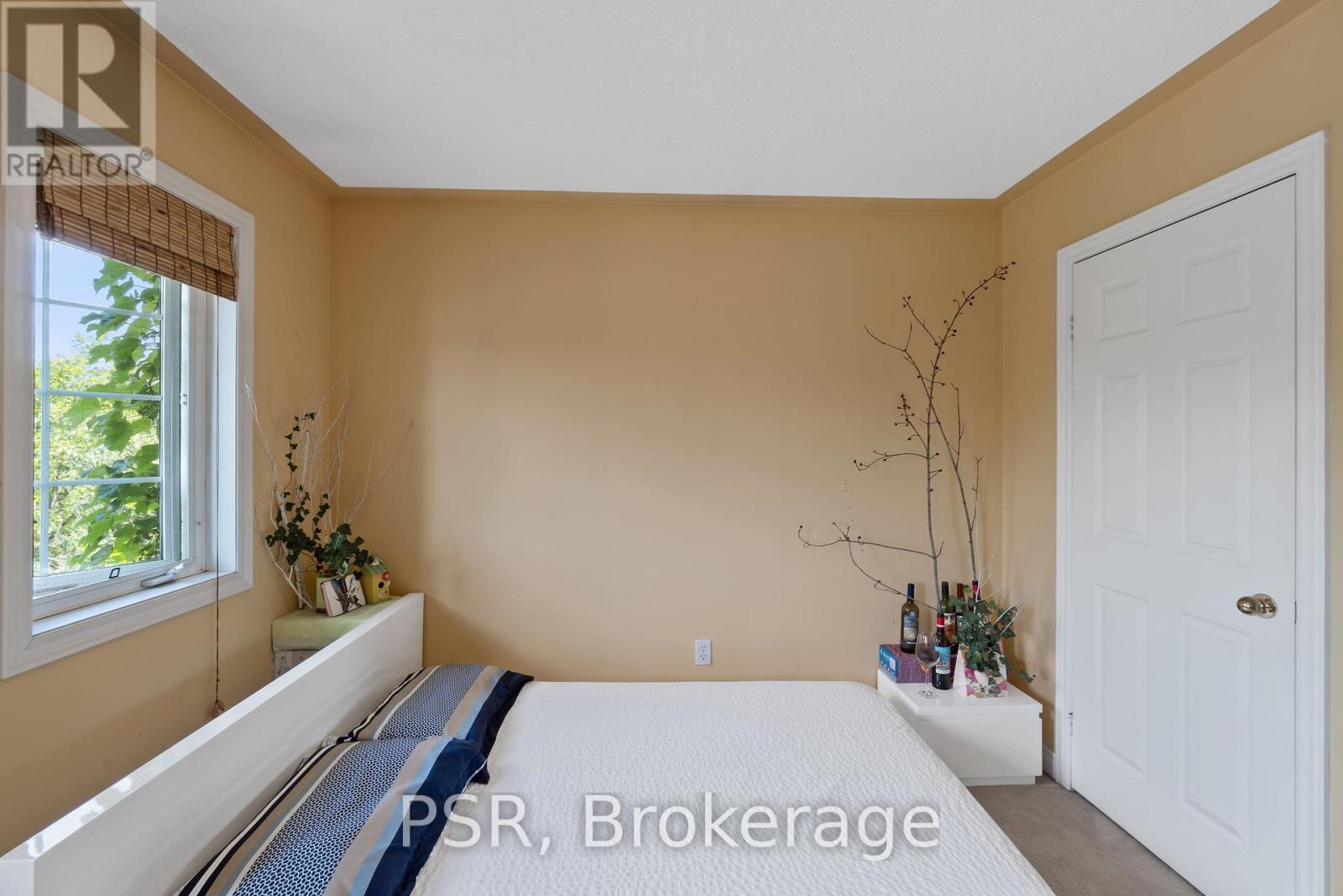 960 Fielder Drive, Mississauga, Ontario  L5V 2S2 - Photo 24 - W12419717