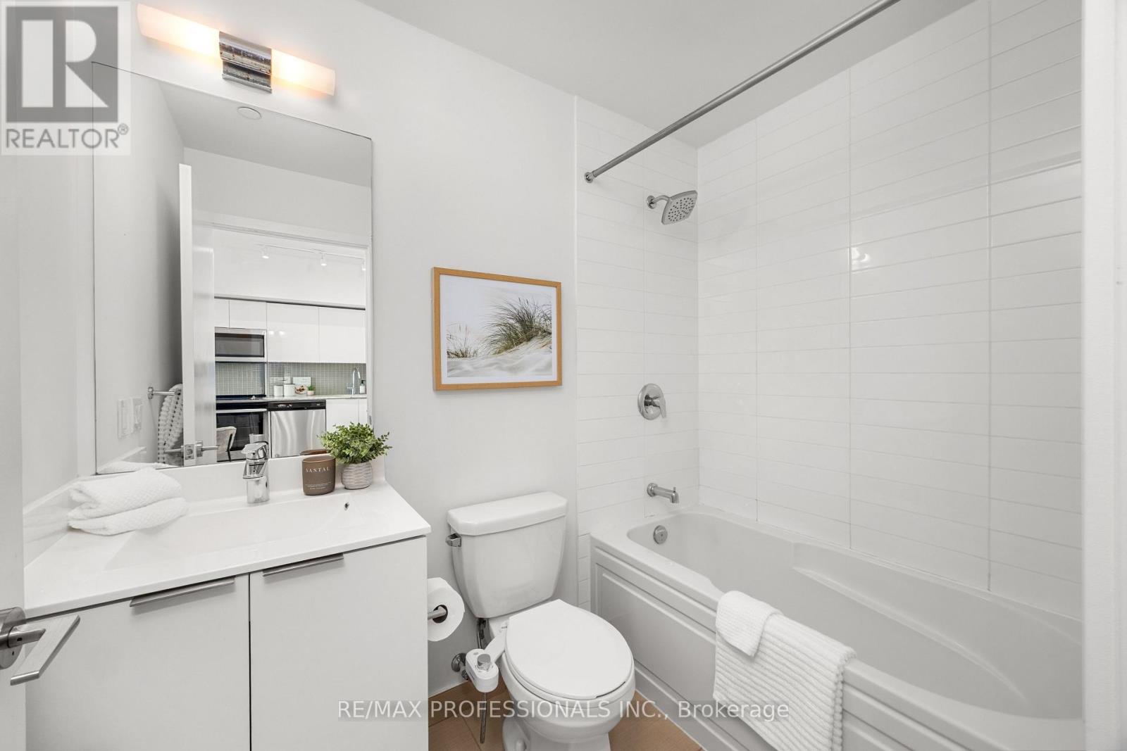 1406 - 20 Shore Breeze Drive, Toronto, Ontario  M8V 0C7 - Photo 18 - W12419745