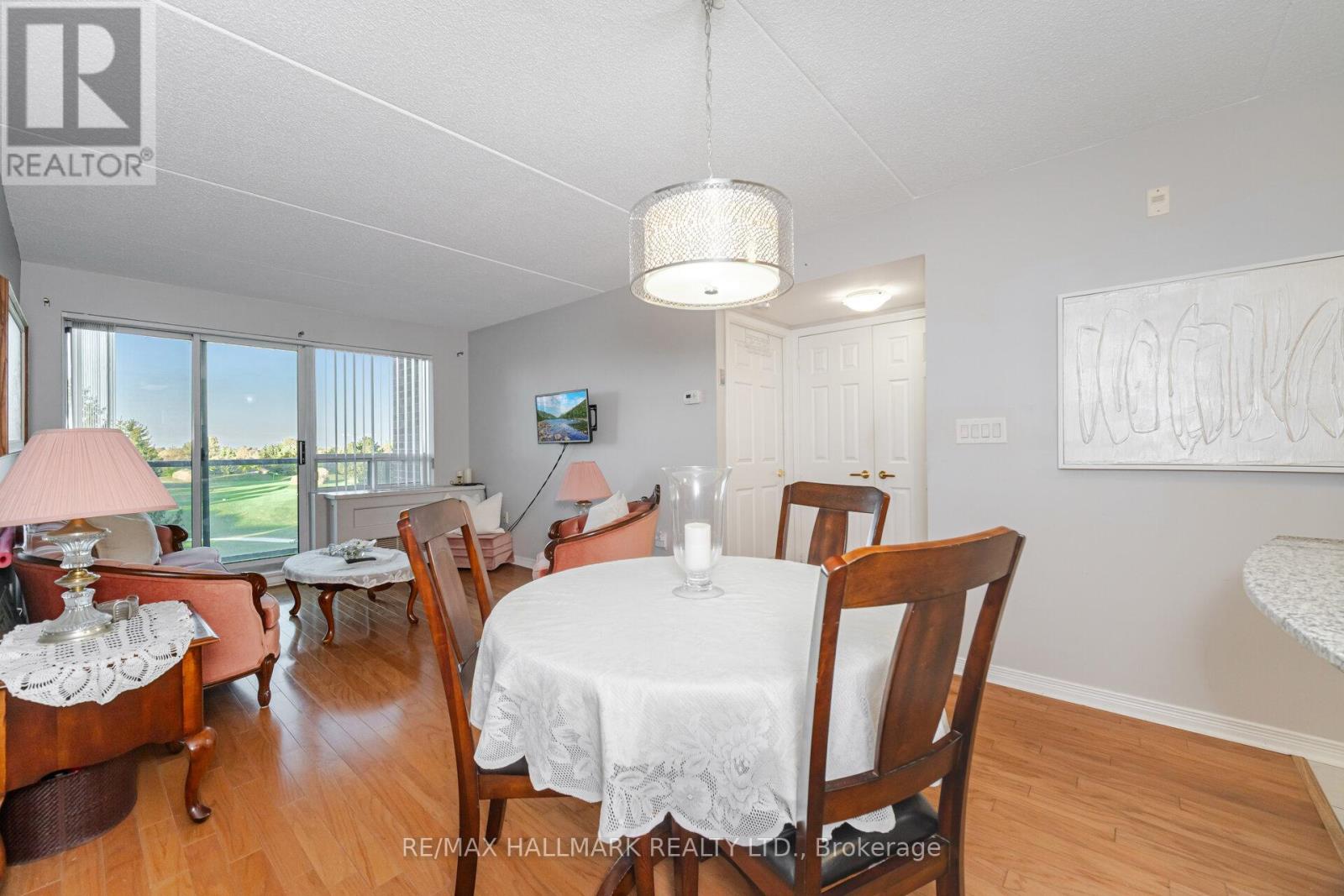 318 - 55 Via Rosedale Way, Brampton, Ontario  L6R 0V1 - Photo 14 - W12419756