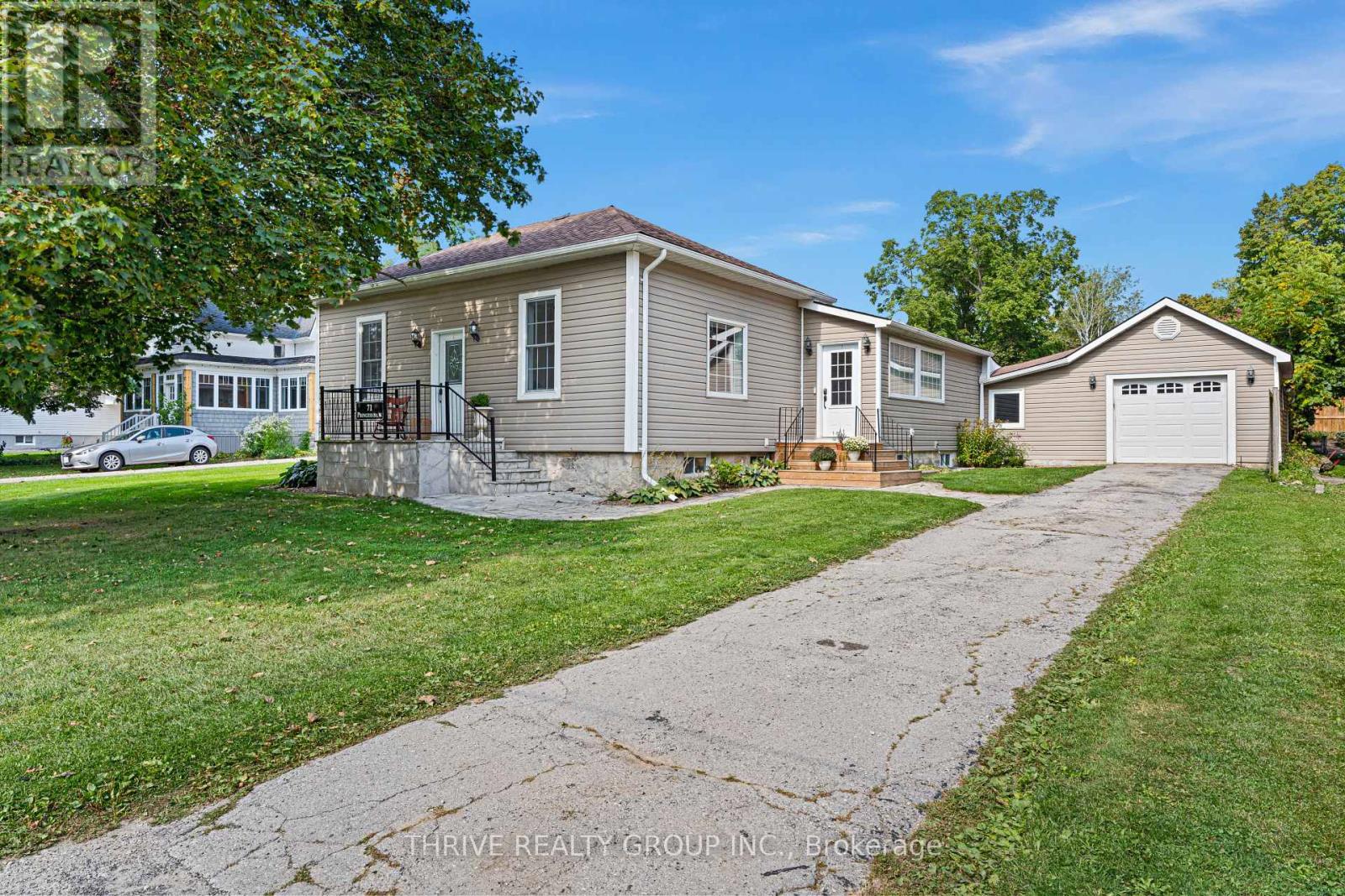 71 Princess Street W, Central Huron, Ontario  N0M 1L0 - Photo 1 - X12419819