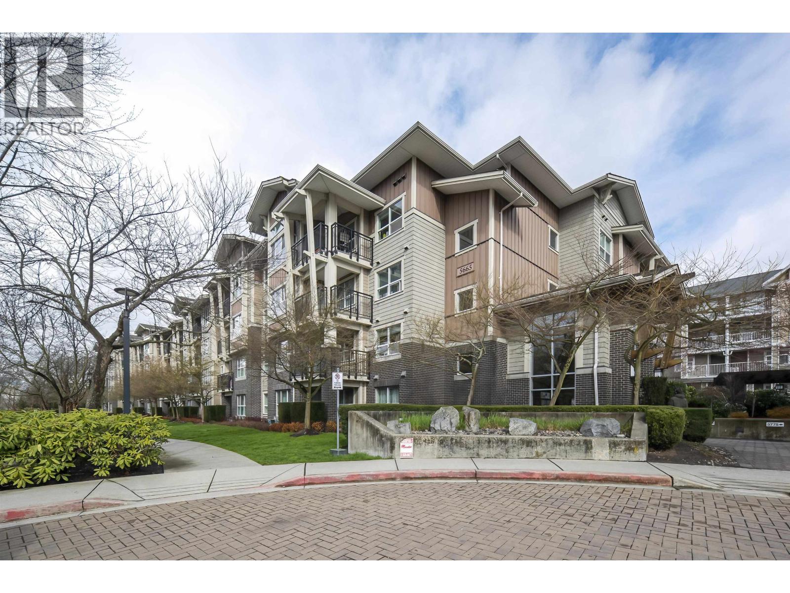 106 5665 IRMIN STREET, Burnaby, British Columbia