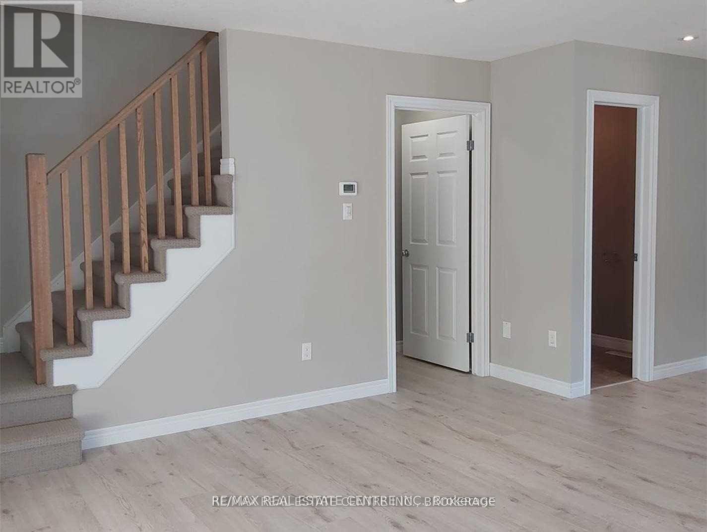 71 - 1220 Riverbend Road, London South, Ontario  N6K 0G5 - Photo 5 - X12419690