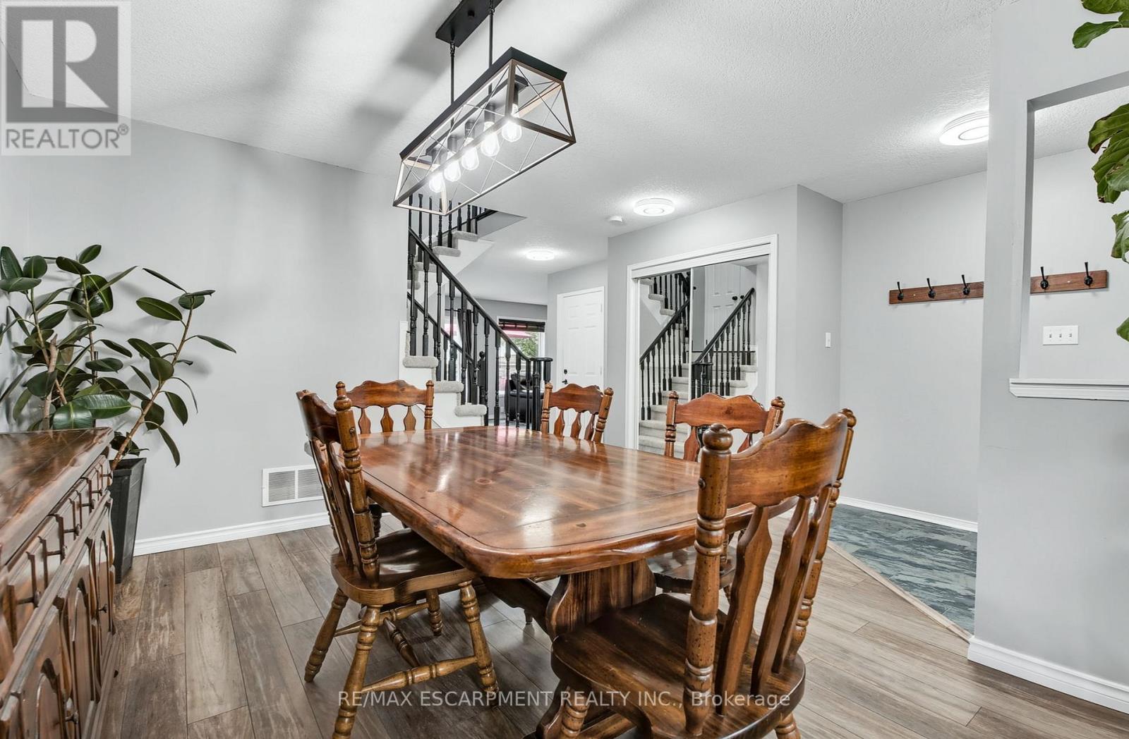 5 Mavin Street, Brantford, Ontario  N3T 6N1 - Photo 9 - X12419770