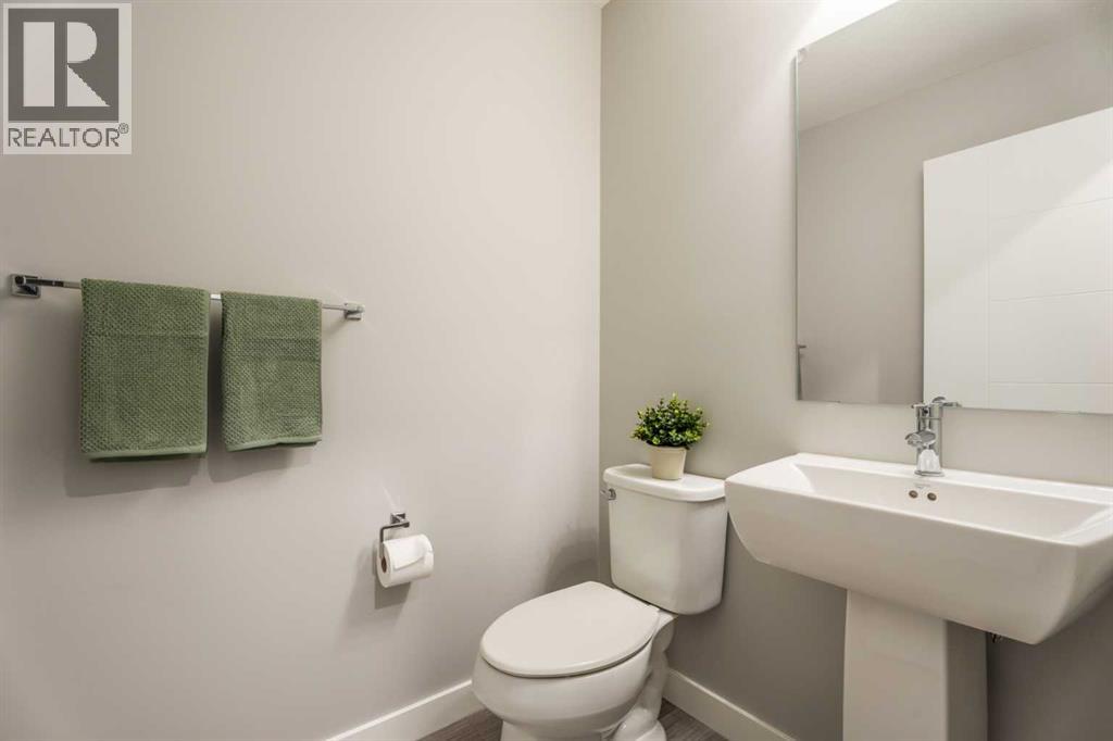 508 Drake Landing Wynd, Okotoks, Alberta  T1S 5R1 - Photo 10 - A2230998