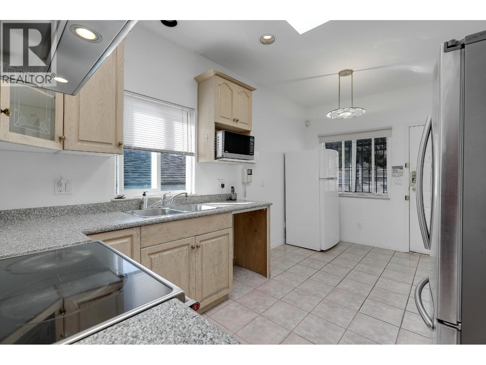 1257 E 60th Avenue, Vancouver, British Columbia  V5X 2A6 - Photo 12 - R3050596