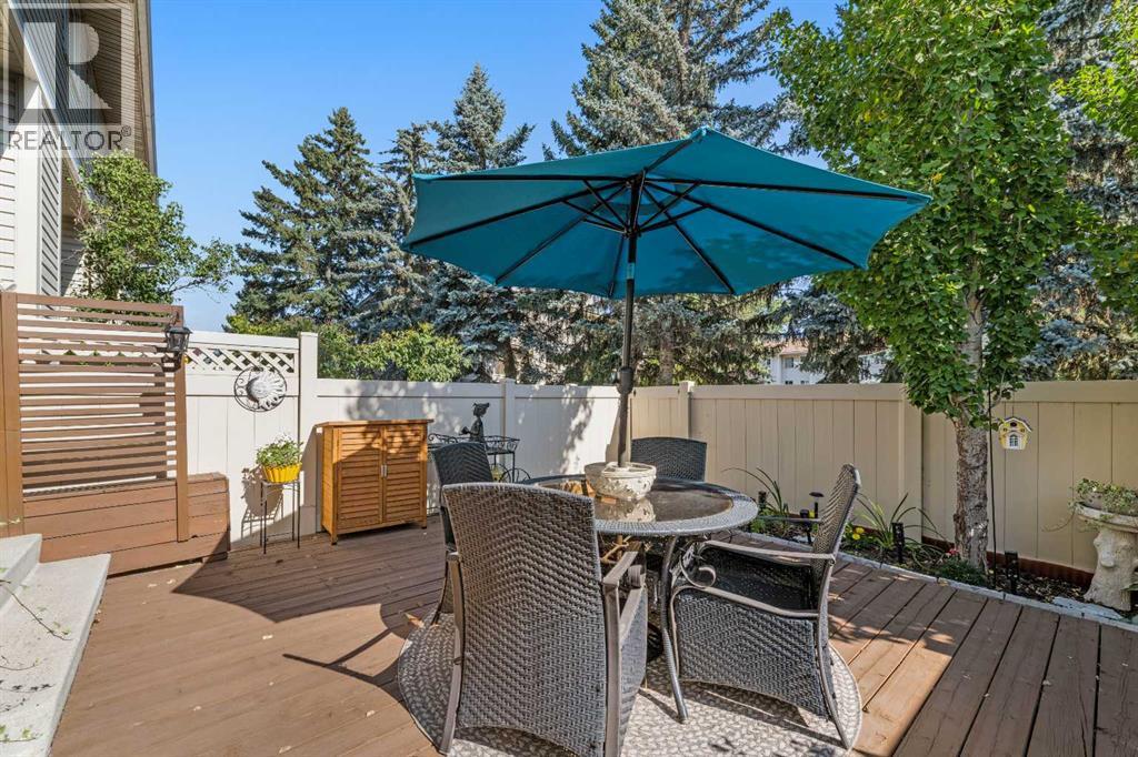 210 Queenston Heights Se, Calgary, Alberta  T2J 6L1 - Photo 30 - A2257844
