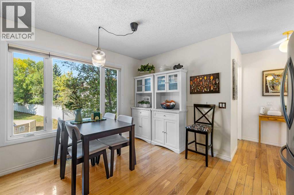 210 Queenston Heights Se, Calgary, Alberta  T2J 6L1 - Photo 13 - A2257844