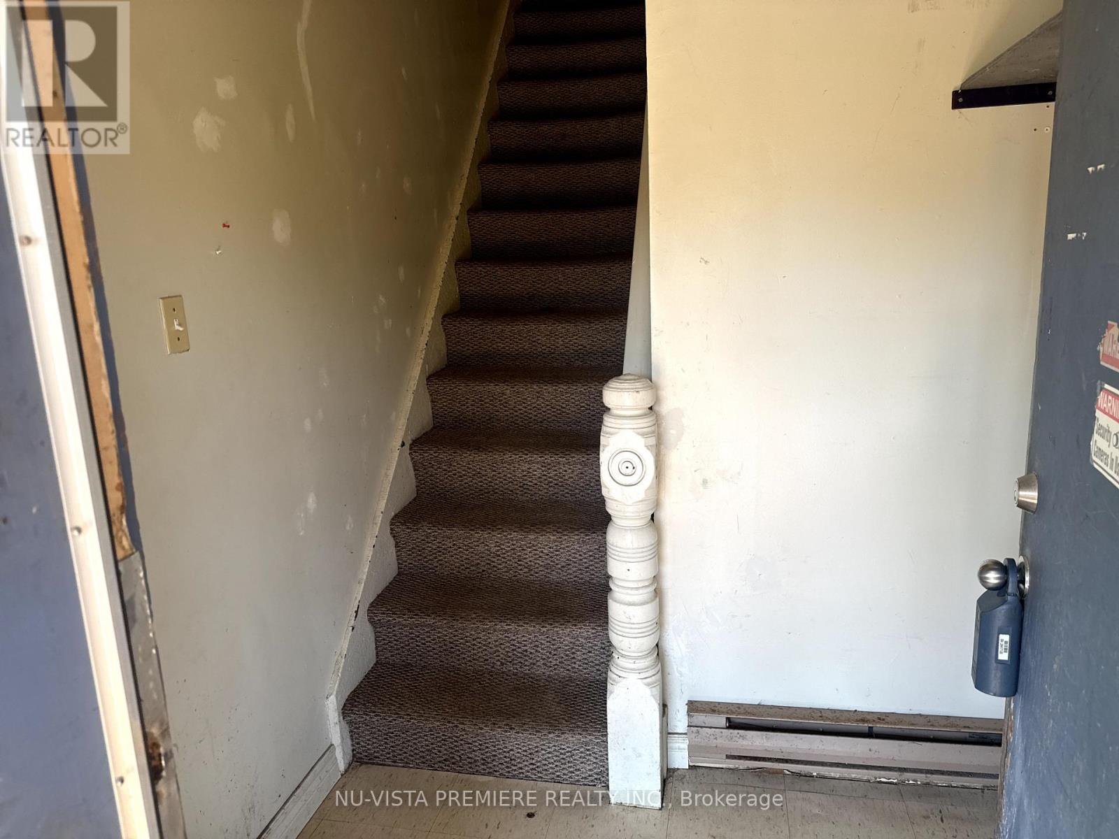 446 Hill Street, London East, Ontario  N6B 1E6 - Photo 11 - X12410019