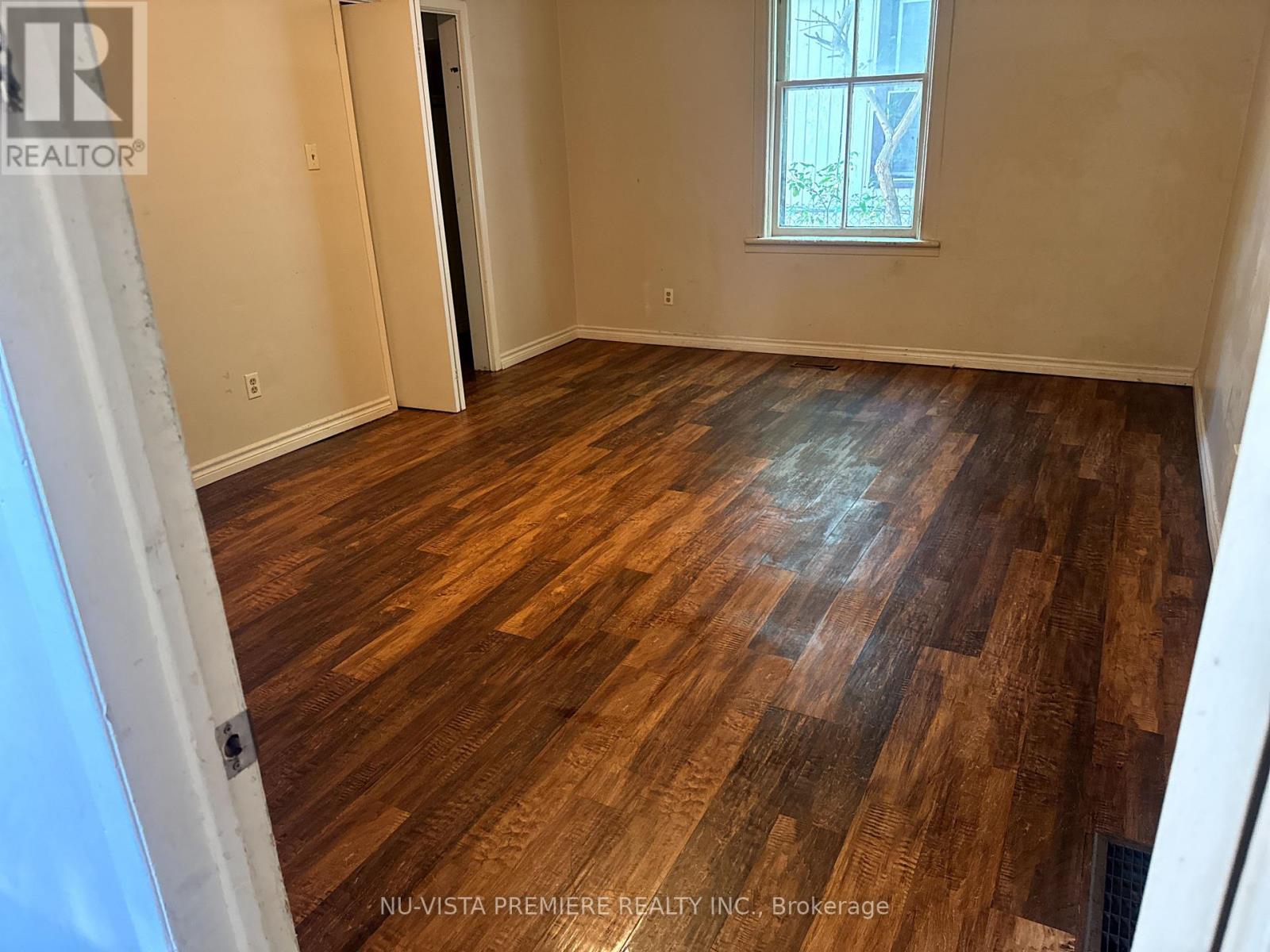 446 Hill Street, London East, Ontario  N6B 1E6 - Photo 8 - X12410019